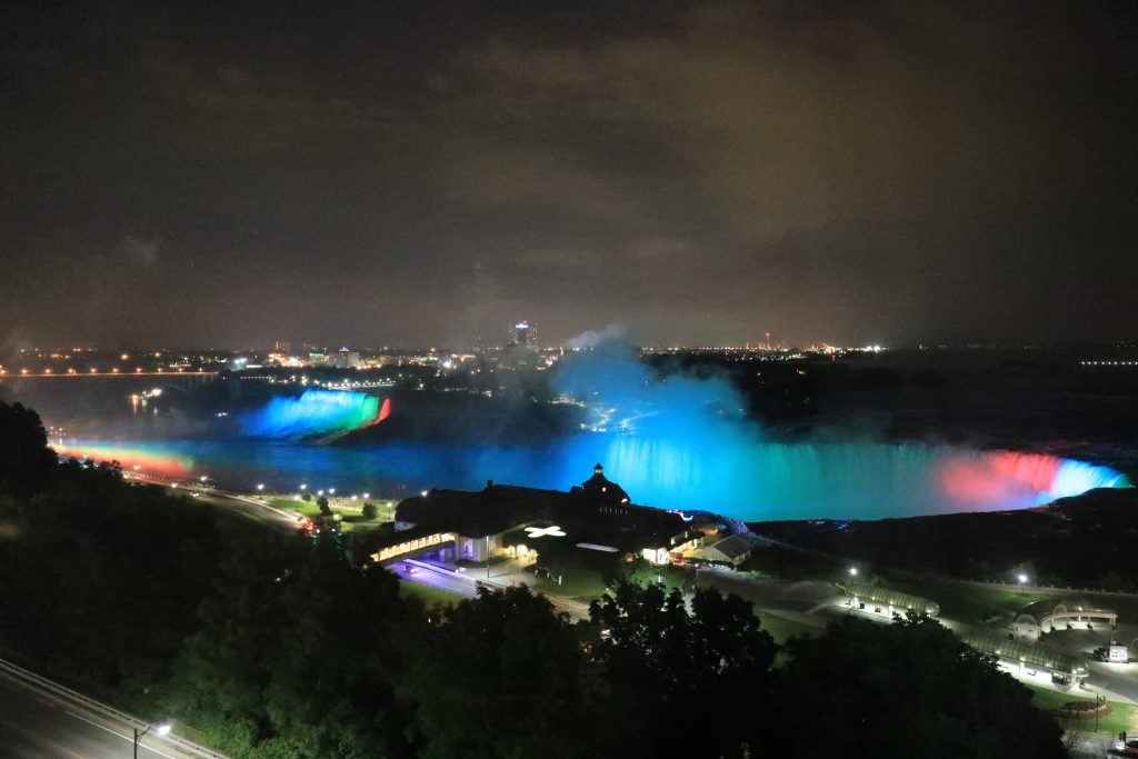 ナイアガラの滝（NiagaraFalls）