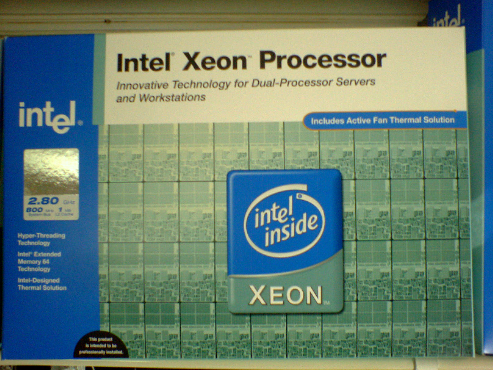 Xeon2.8GHzの箱