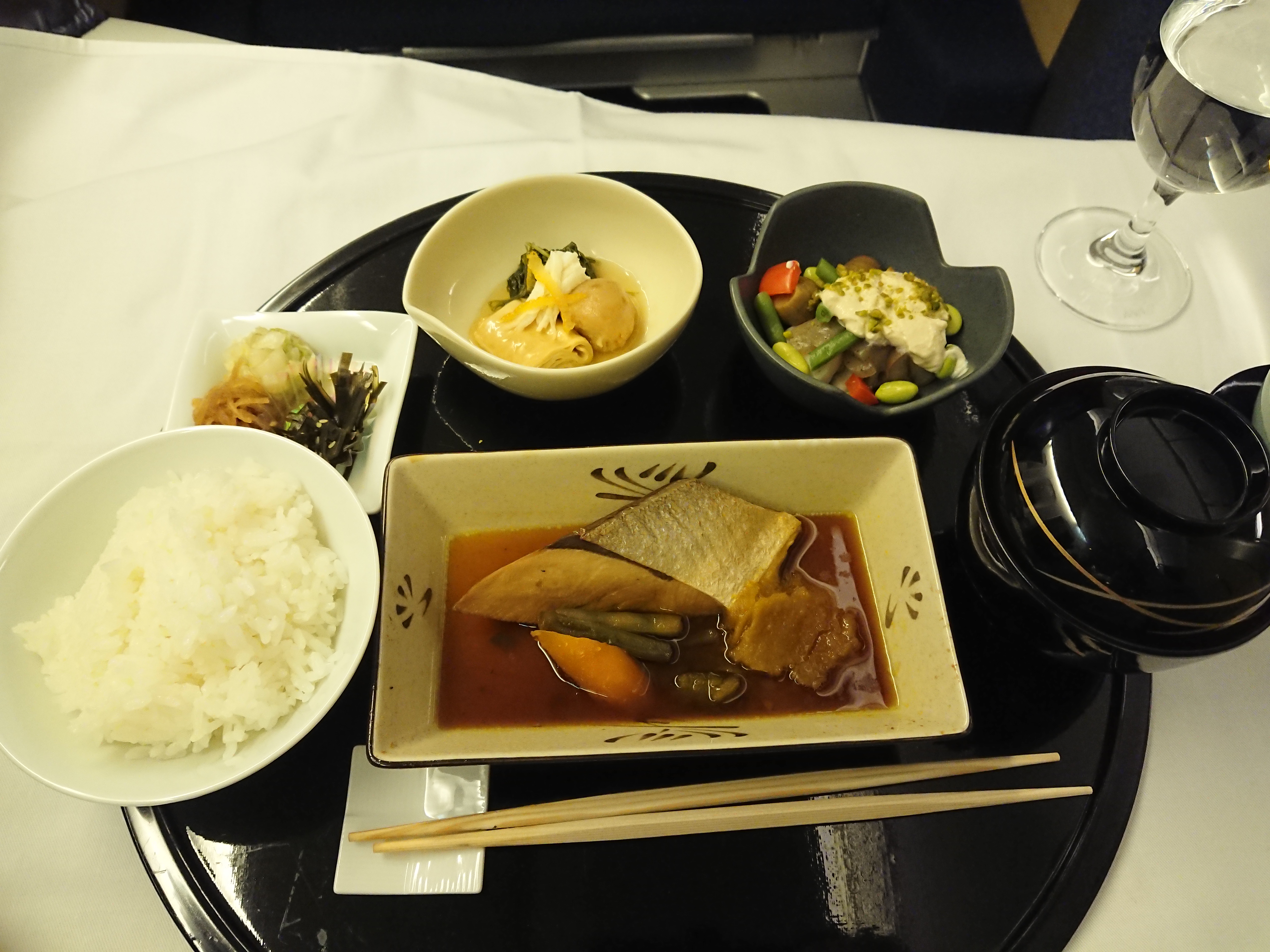 和食６「煮物、小鉢、主菜、御飯」２