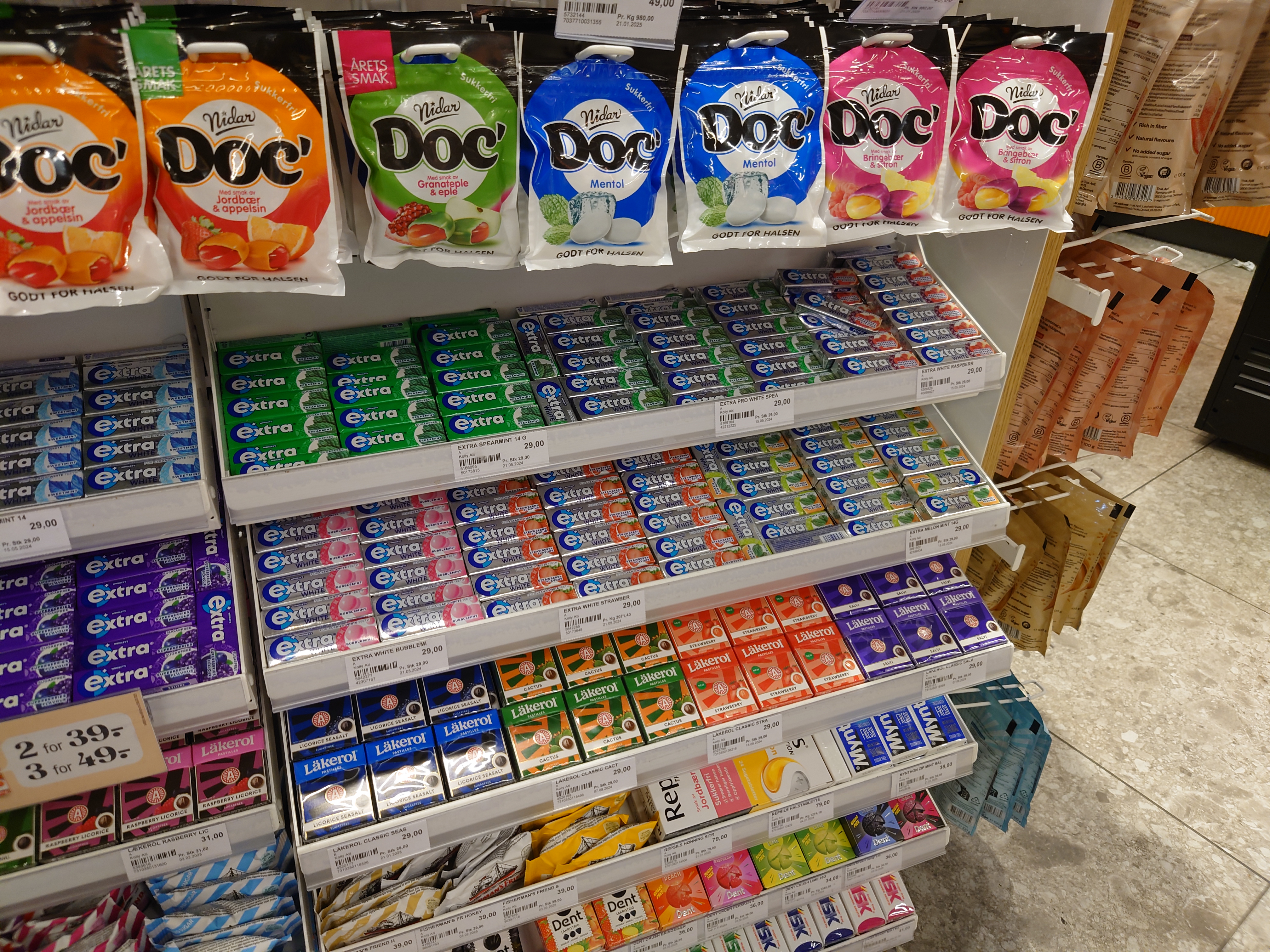 オスロ中央駅内のお店の店内４