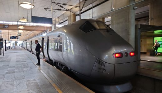 オスロ空港からオスロ中央駅へ移動