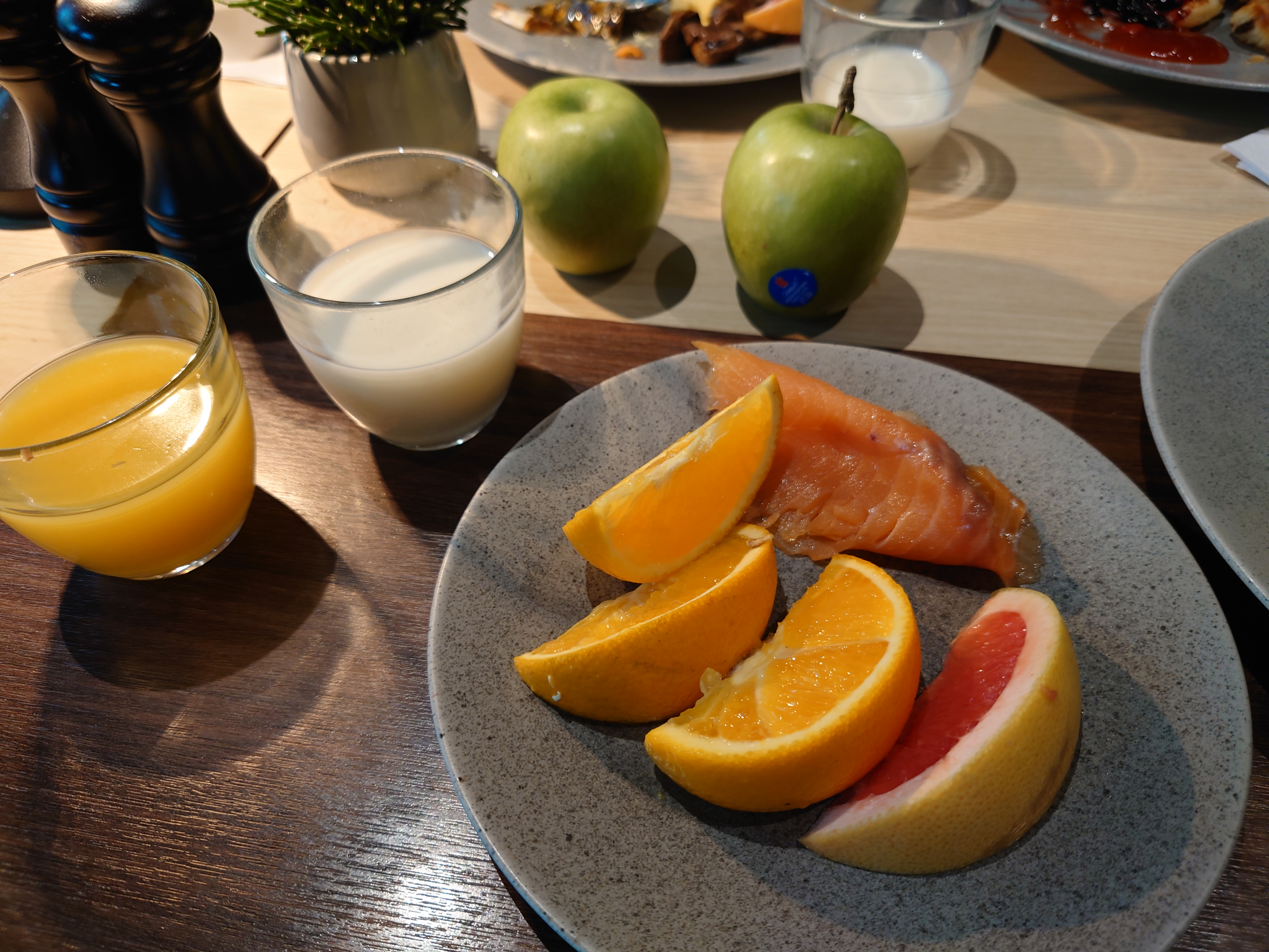 今日の果物と飲み物