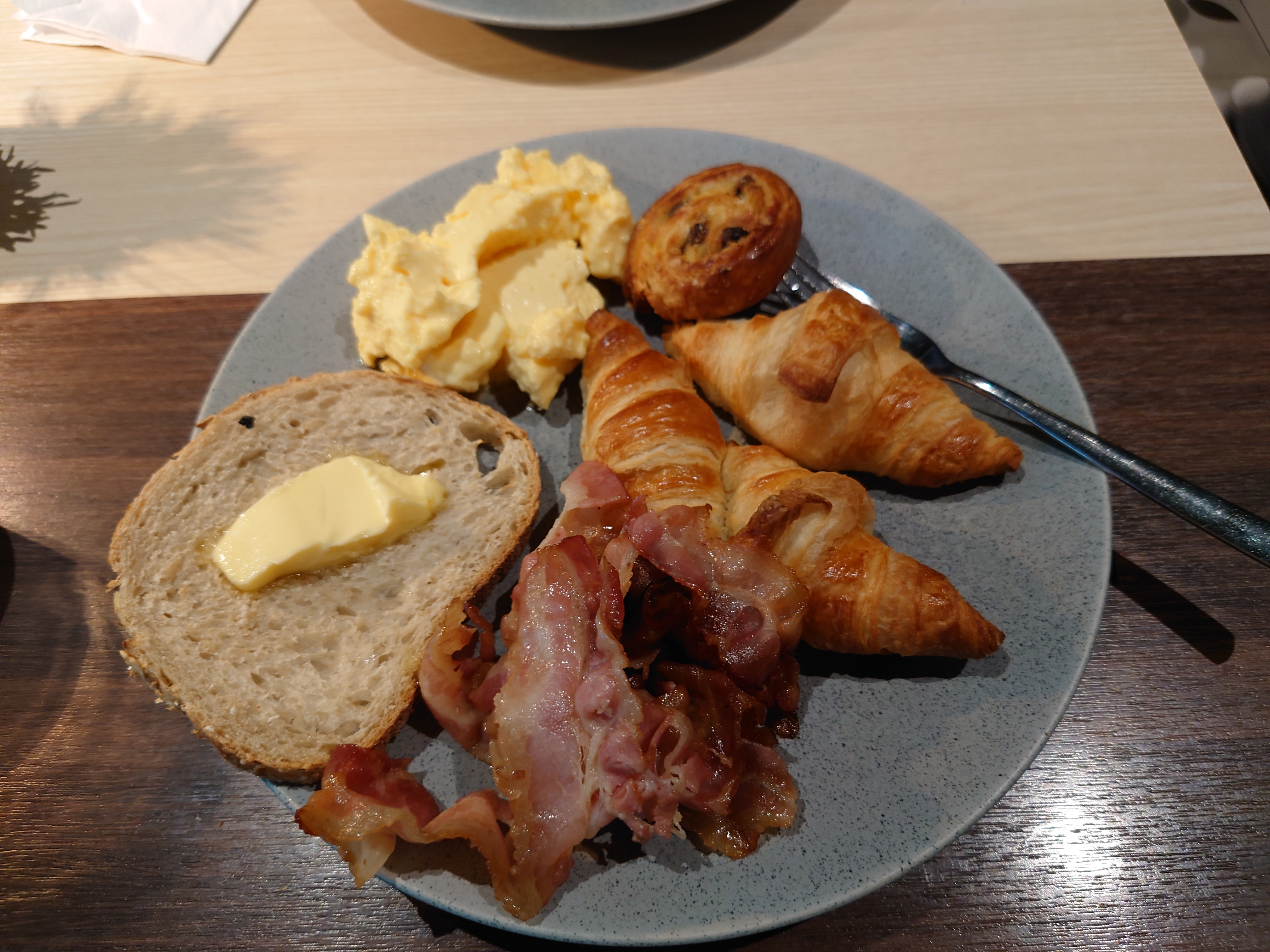 今日の朝食