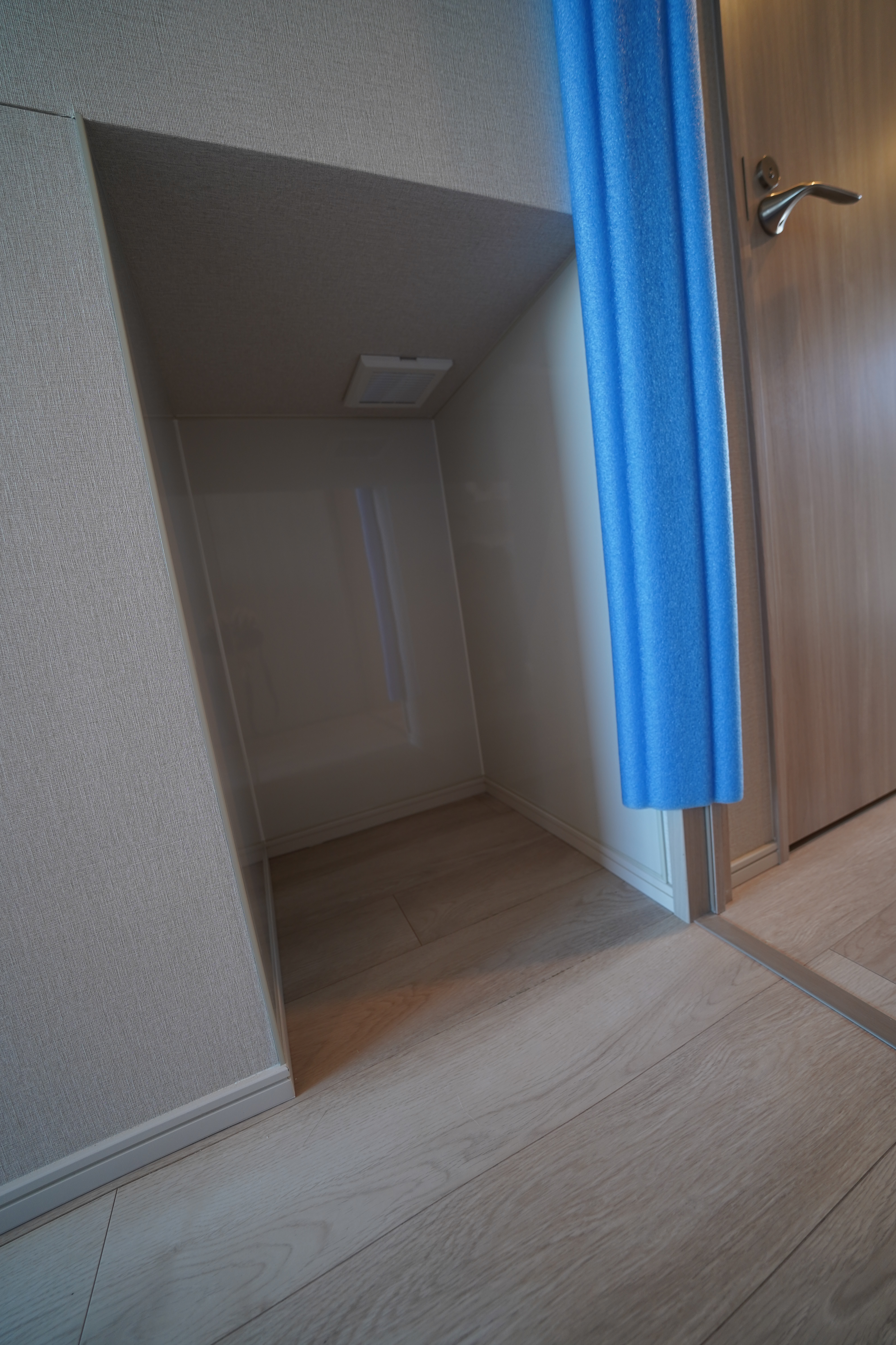 猫トイレ置き場と換気扇