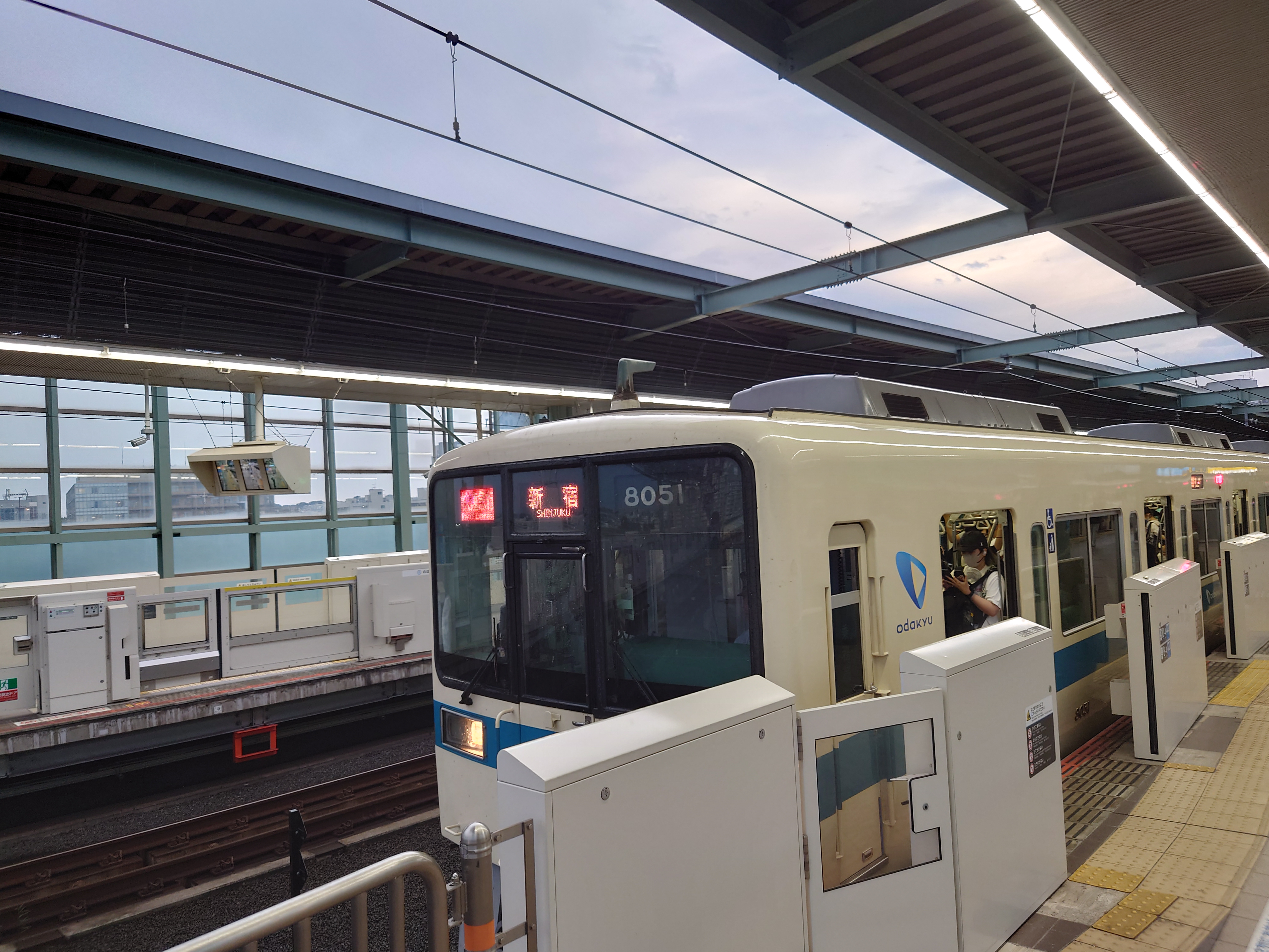 大和駅から登戸駅まで乗ってきた急行新宿行き
