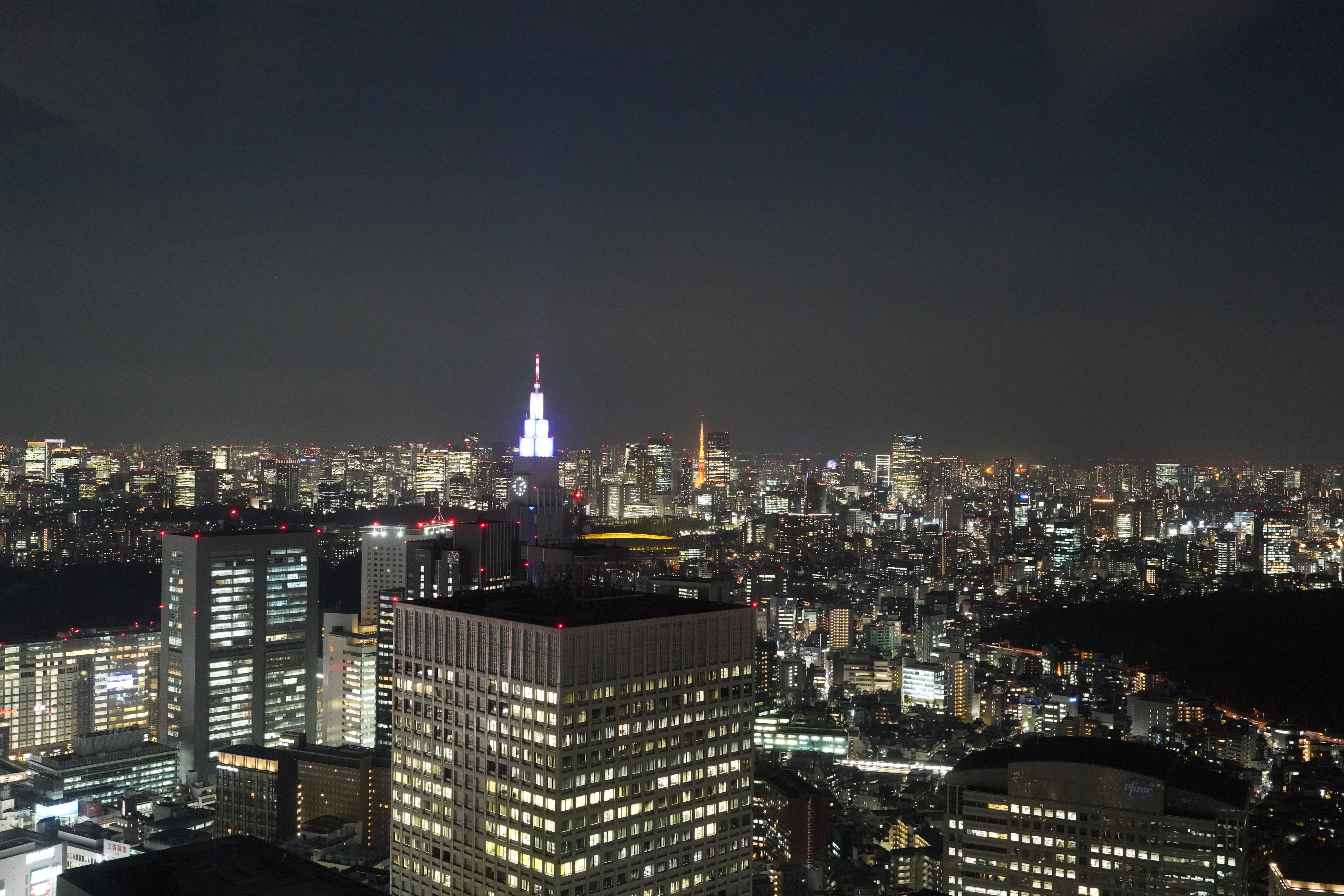 都庁展望台からの夜景３