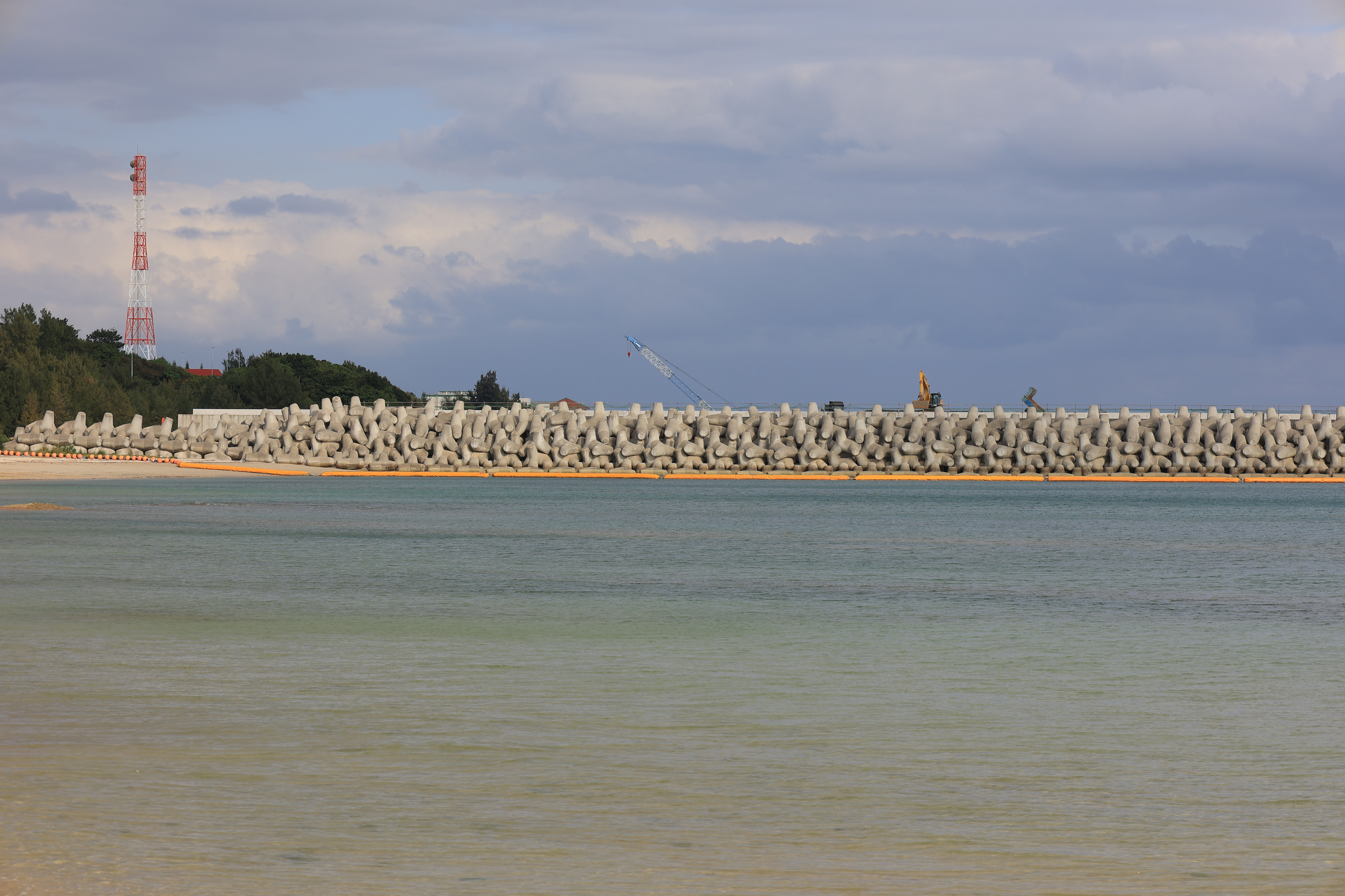 辺野古基地の滑走路建設現場５