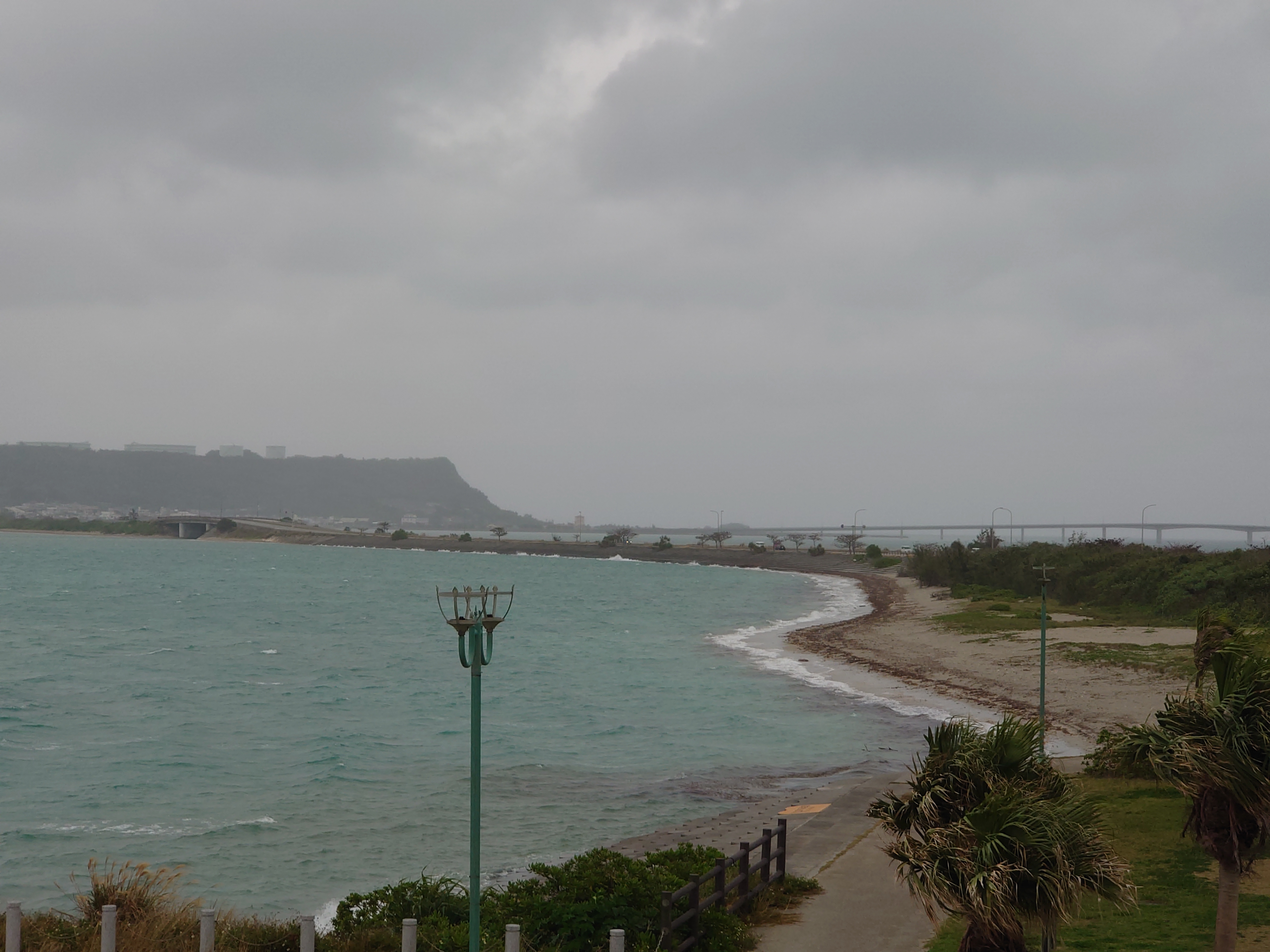 海中道路の海２
