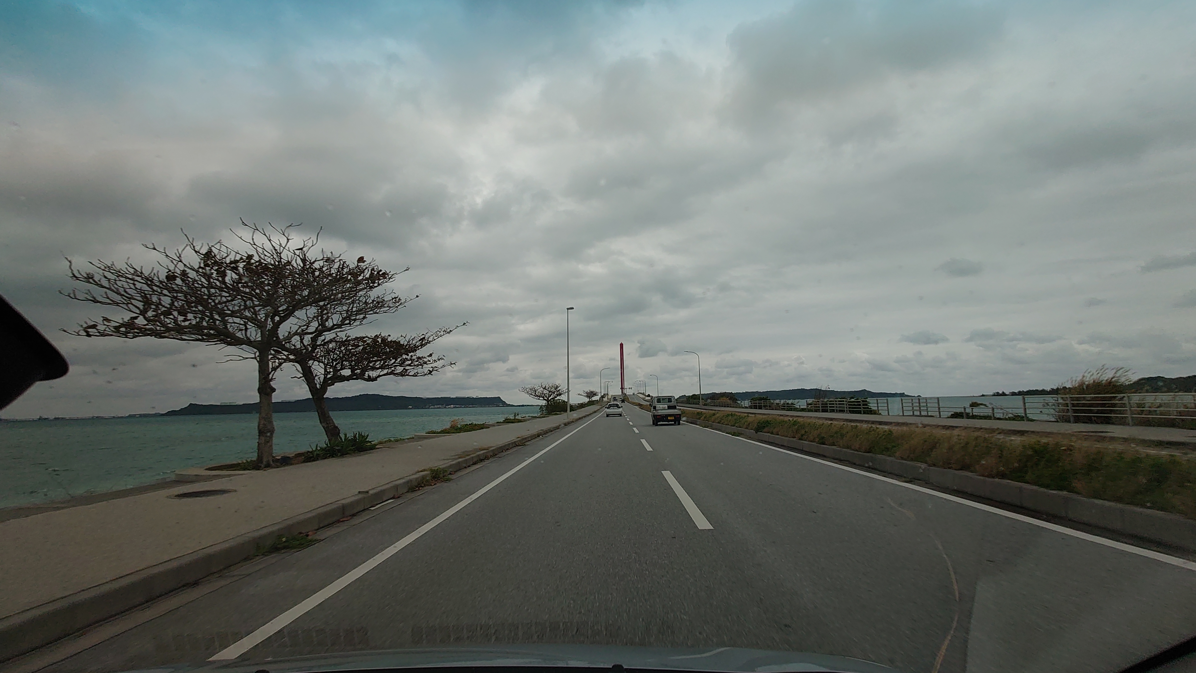 海中道路