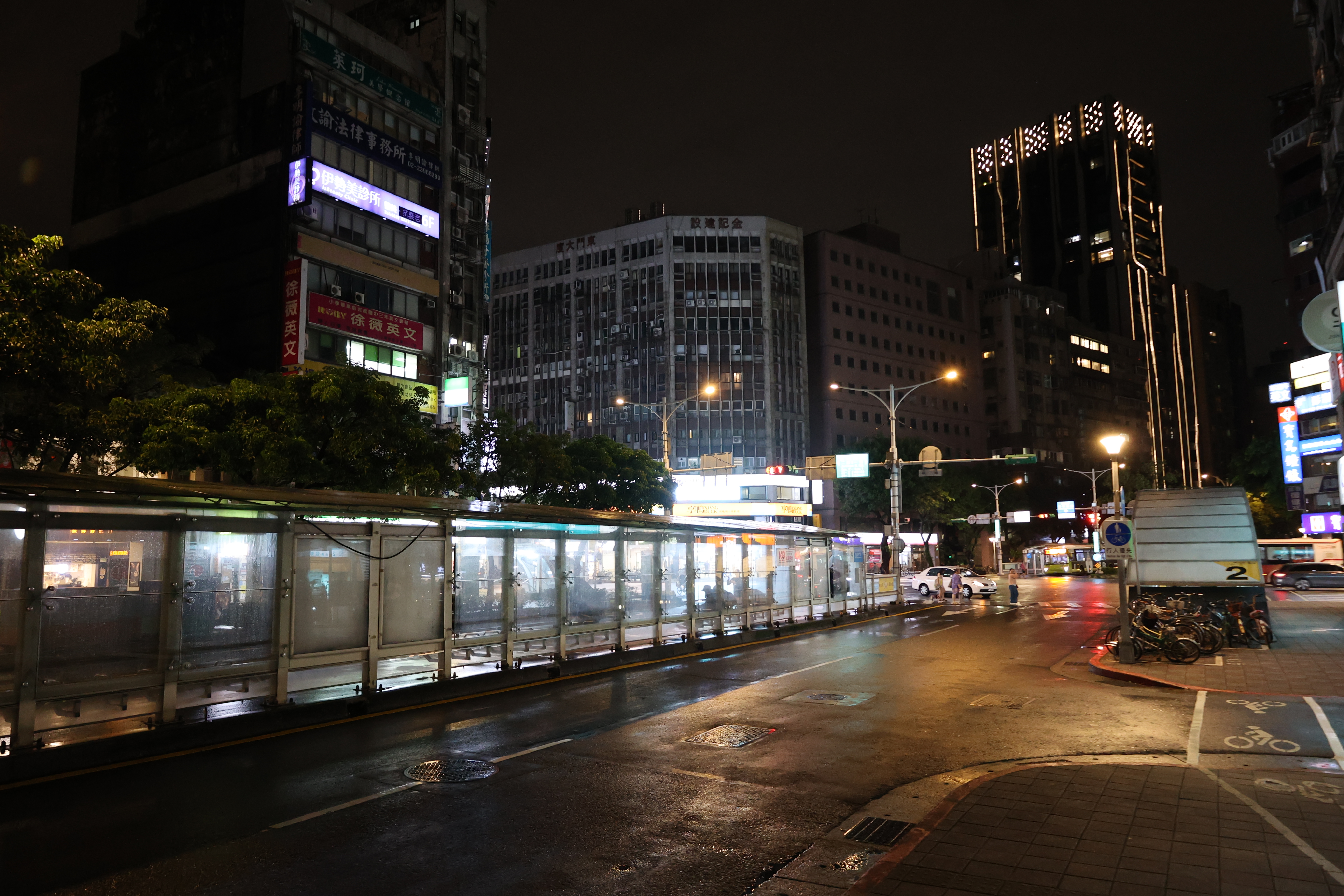東門駅の夜景１