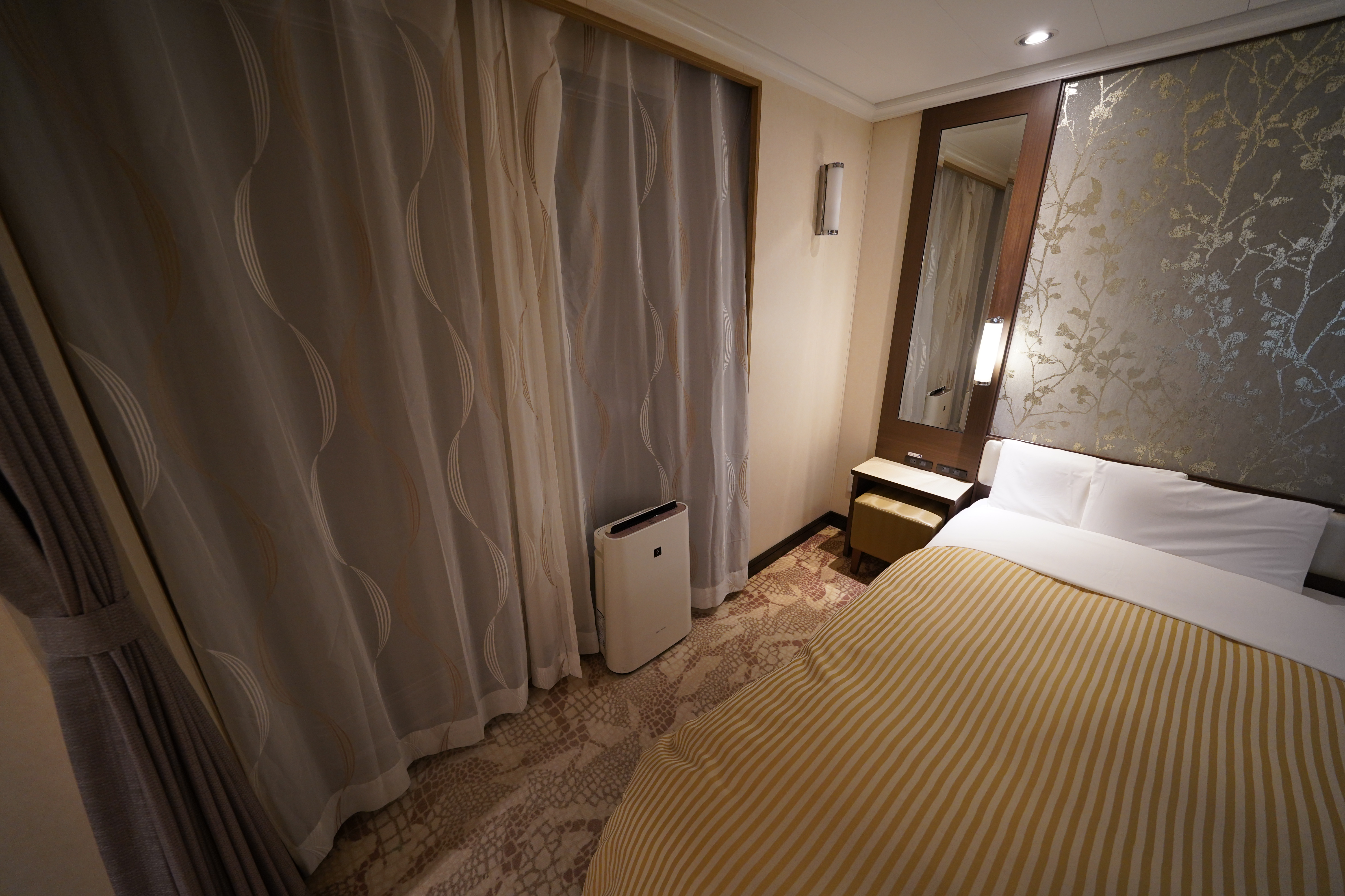 空気清浄機とベッド 空気清浄機とベッド