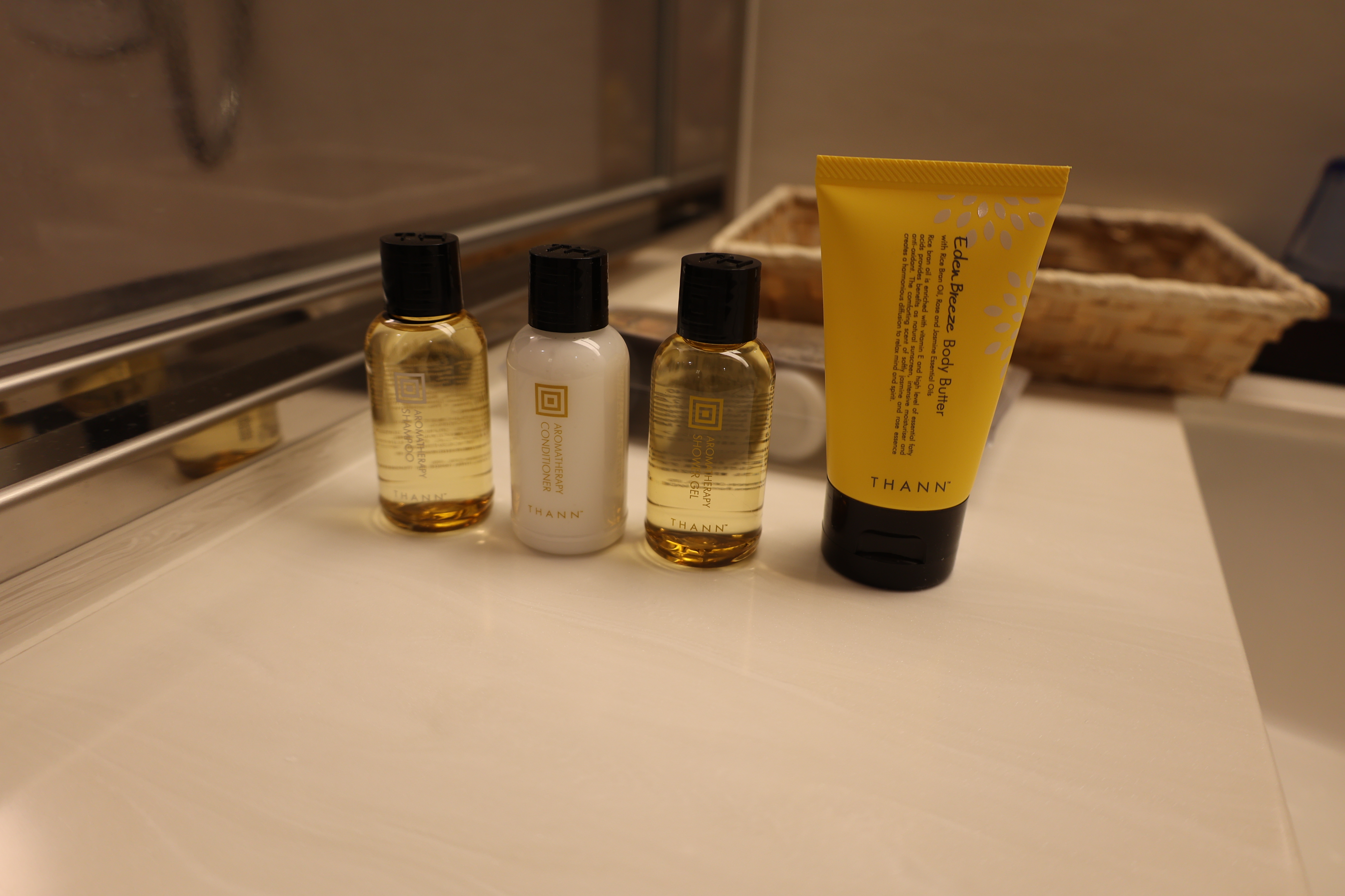 アメニティー「THANN」（表）