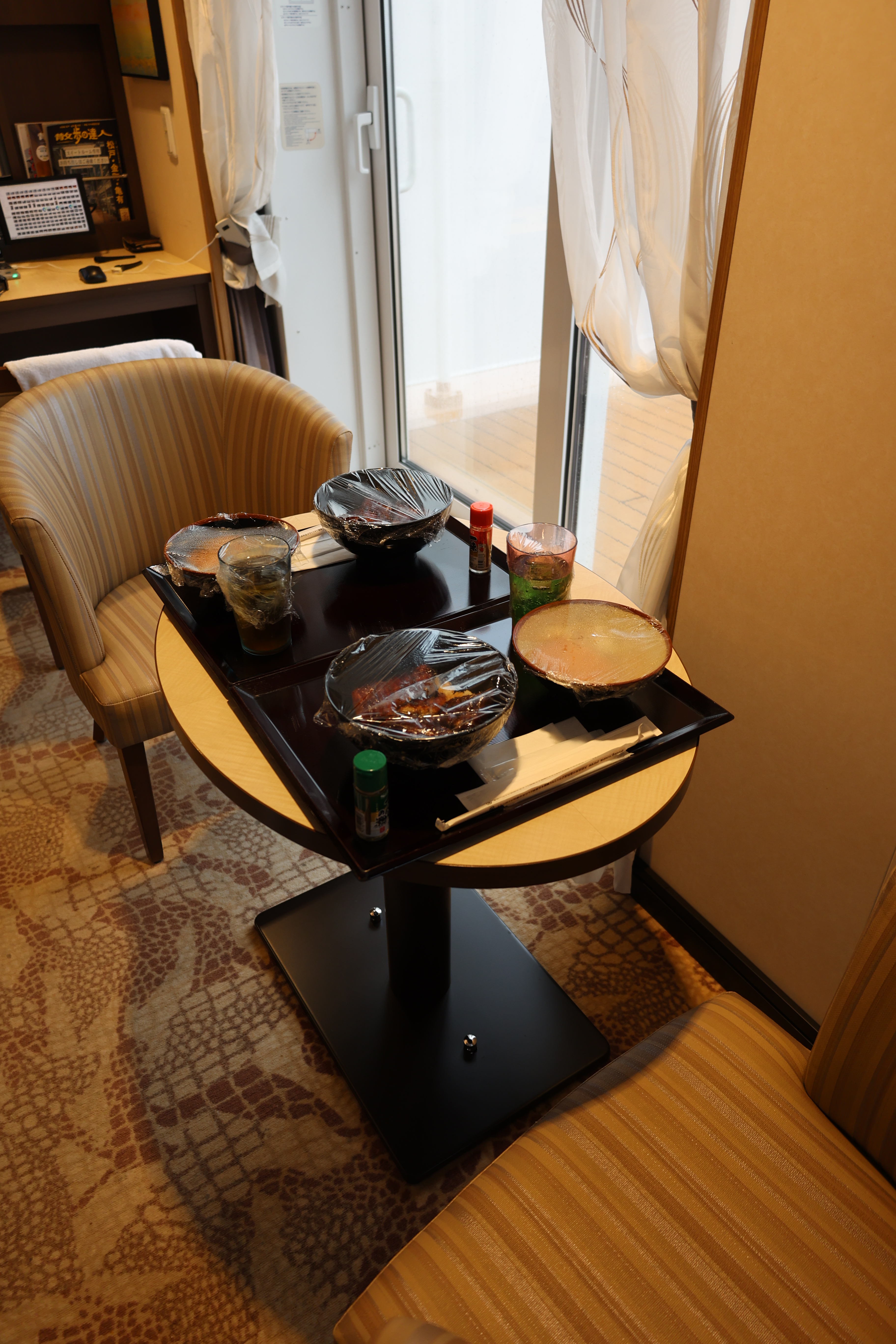 昼食の部屋食２