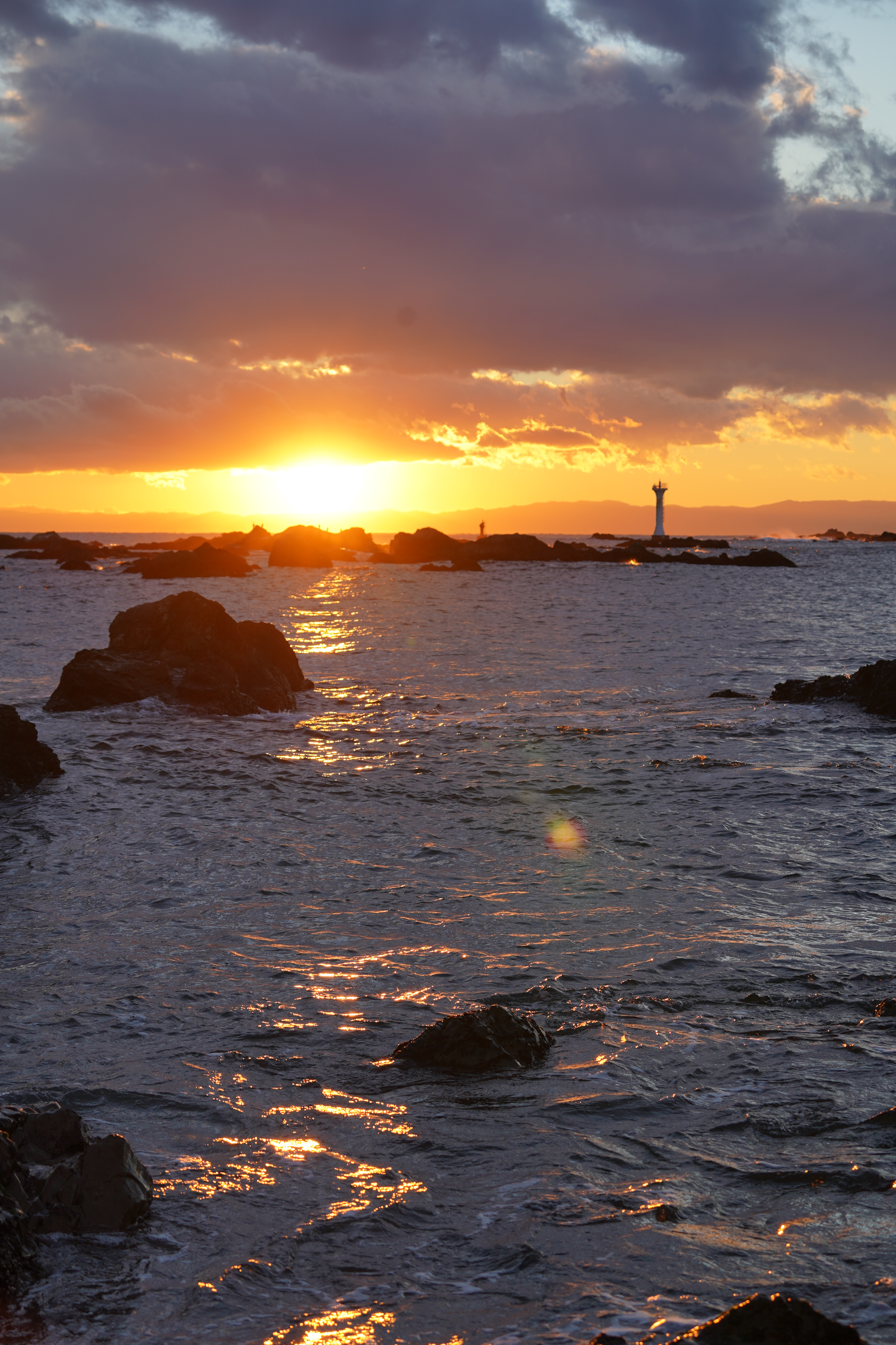 沈みゆく夕日 沈みゆく夕日