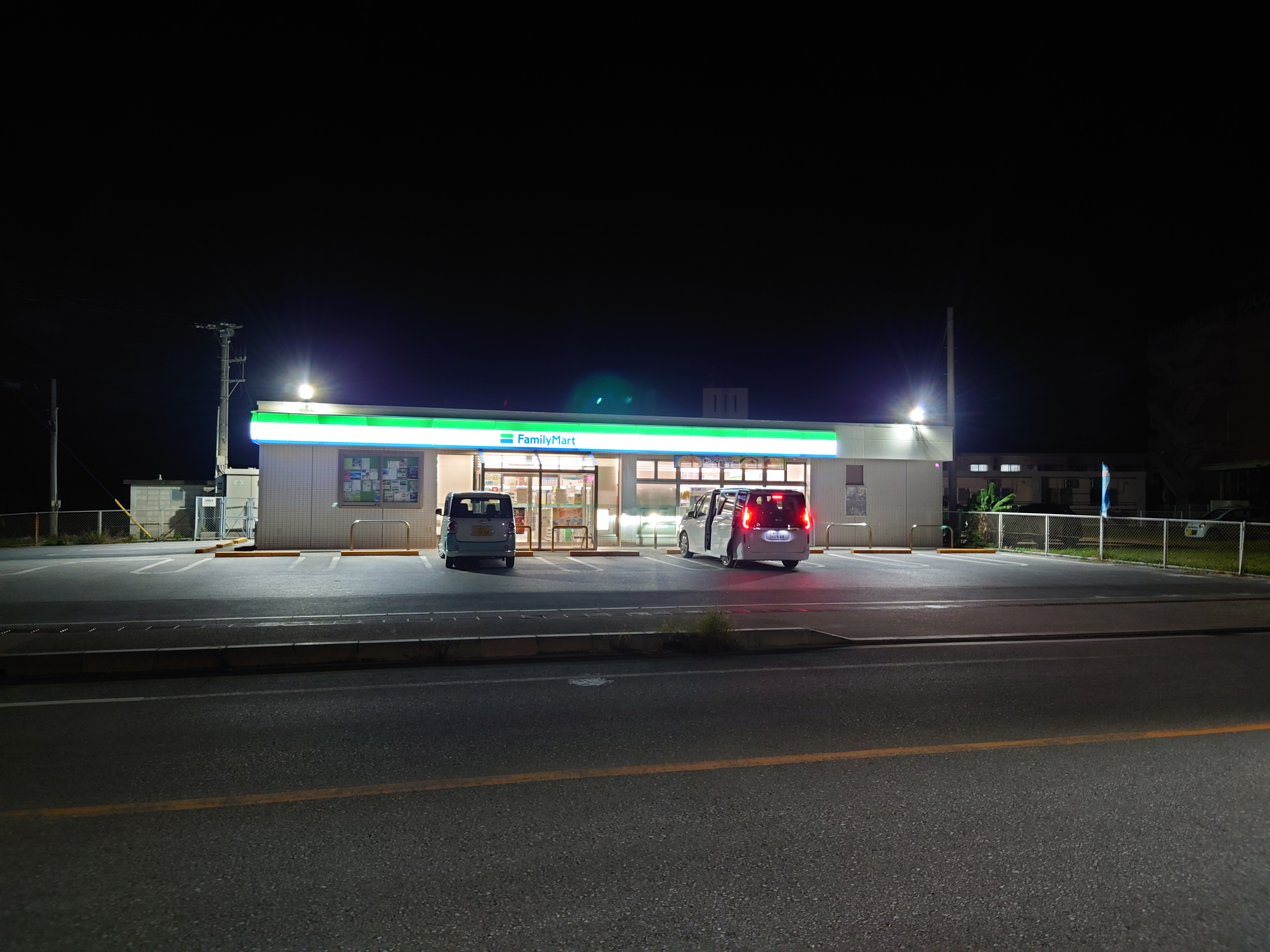 久米島にはコンビニが二つある