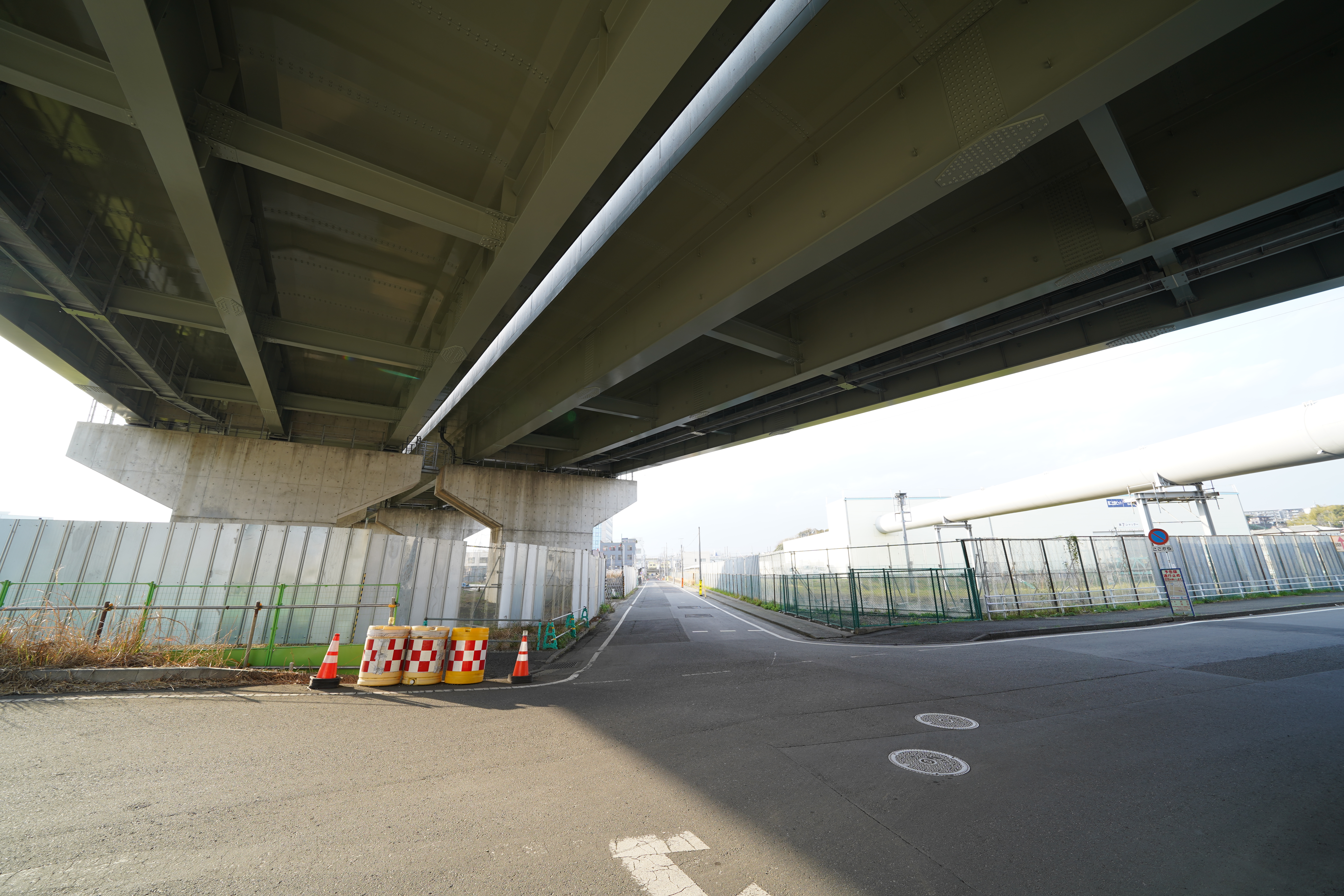 完成している高架下 完成している高架下