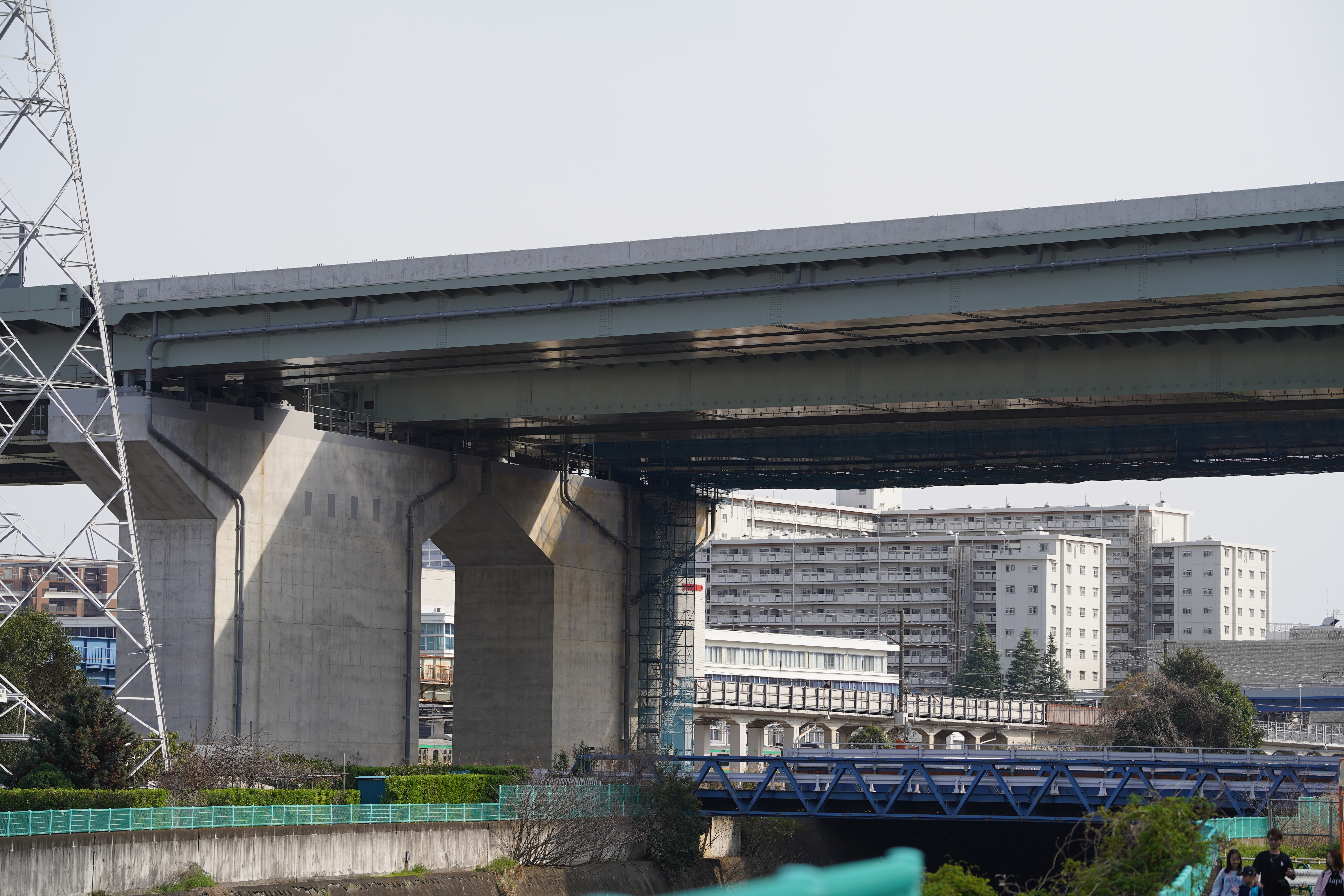 戸塚ジャンクション、トンネル入り口部