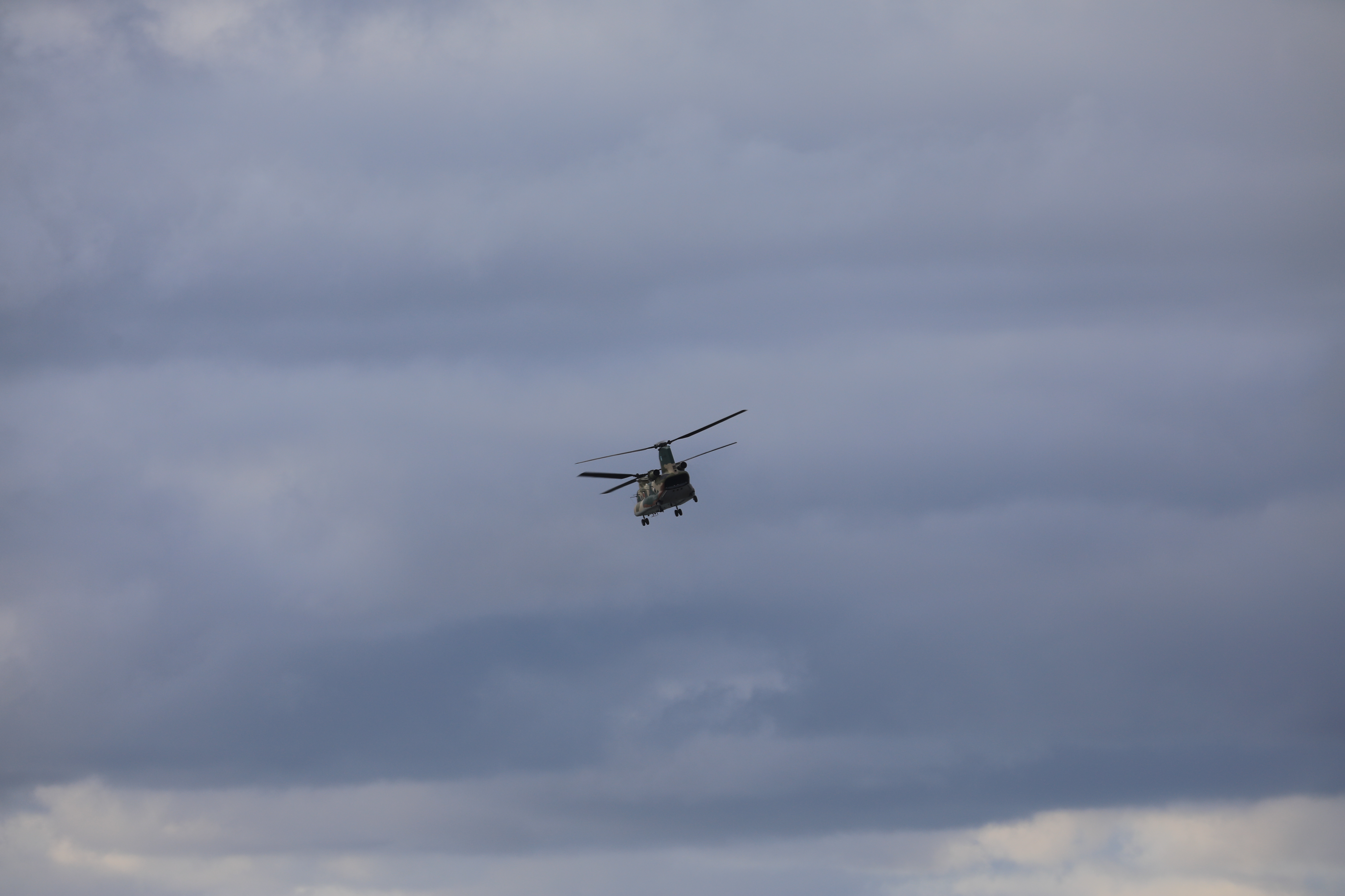 大型双発ヘリコプター３