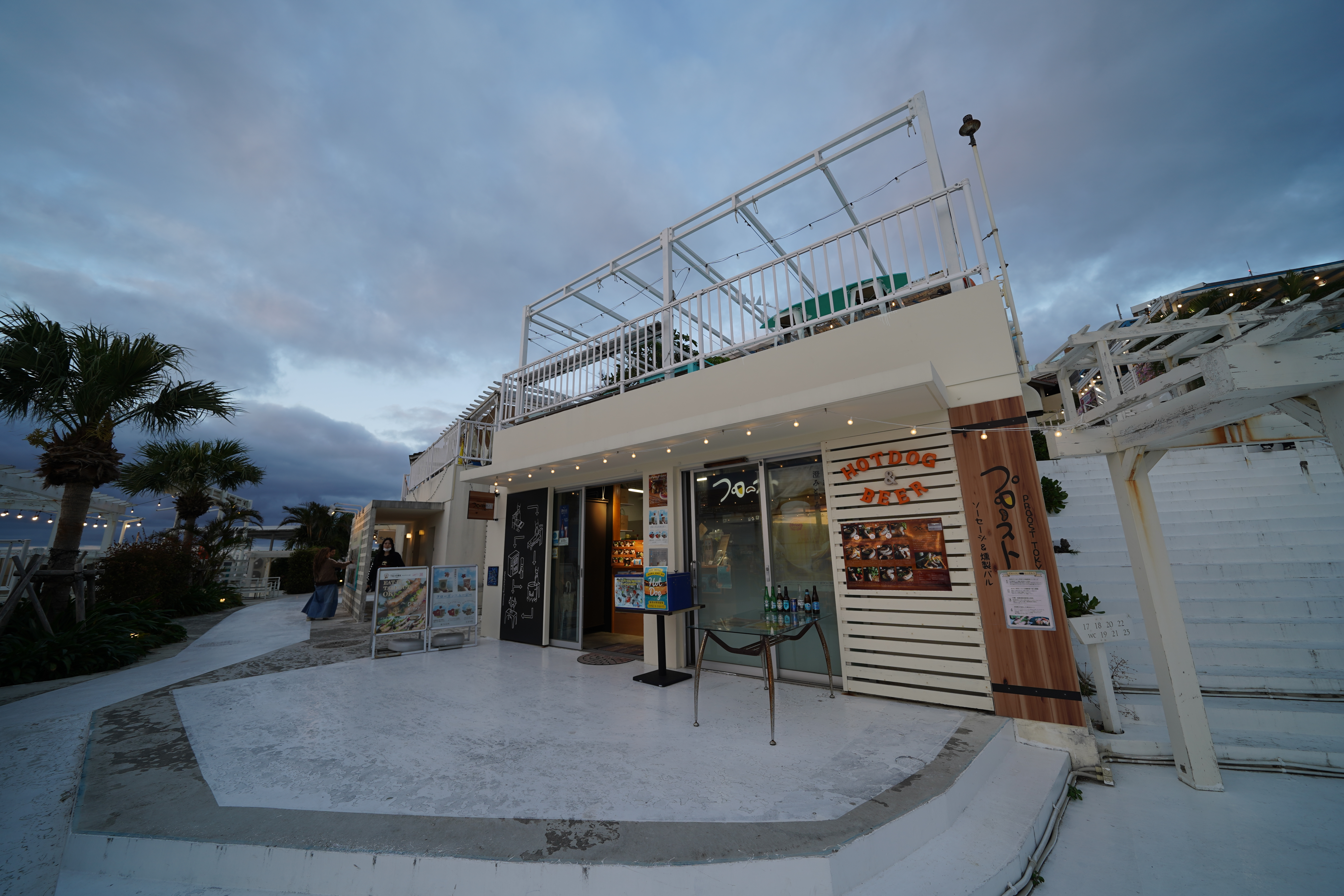 瀬長島ウミカジテラス６