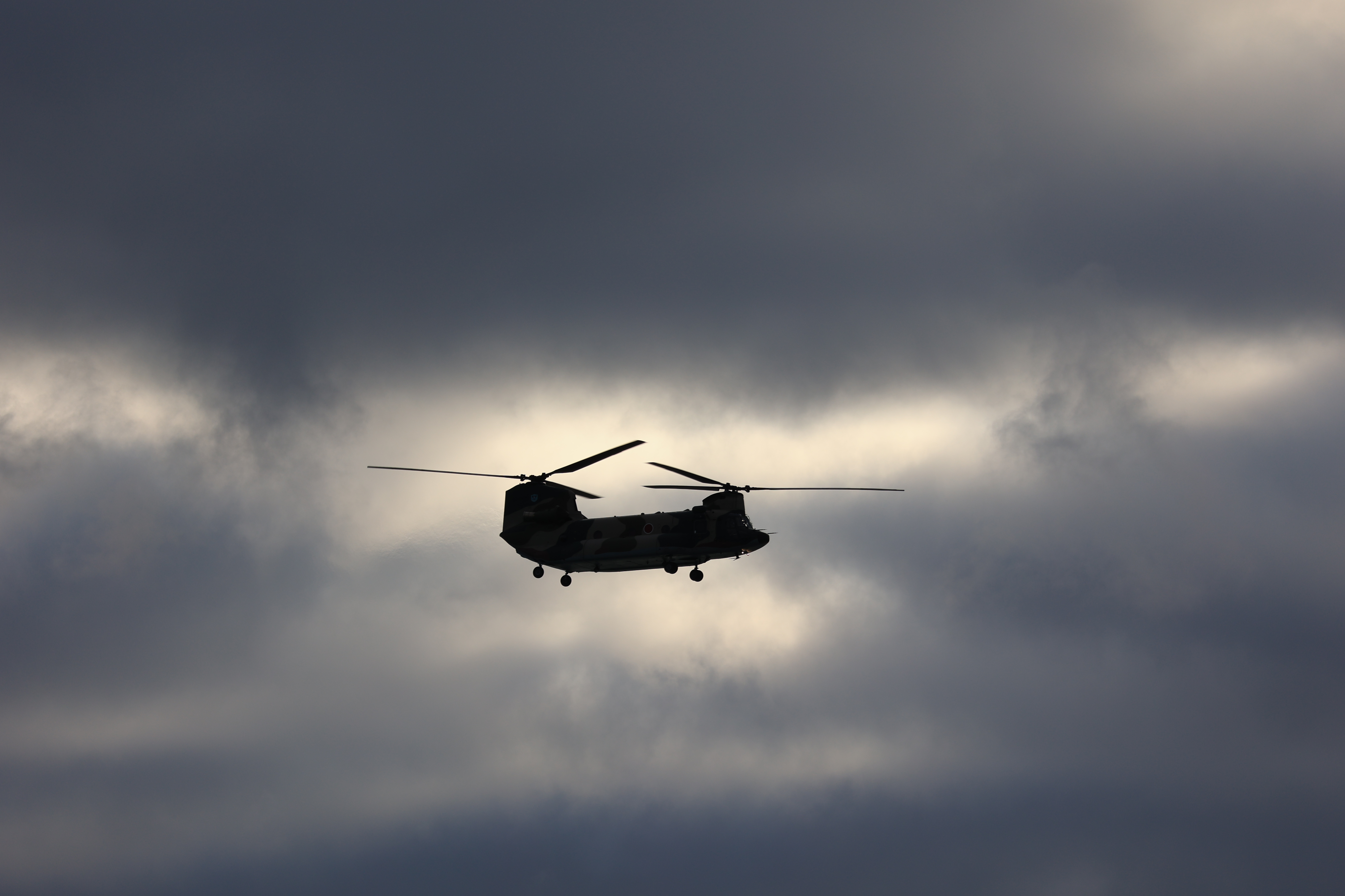 自衛隊の双発ヘリコプター１