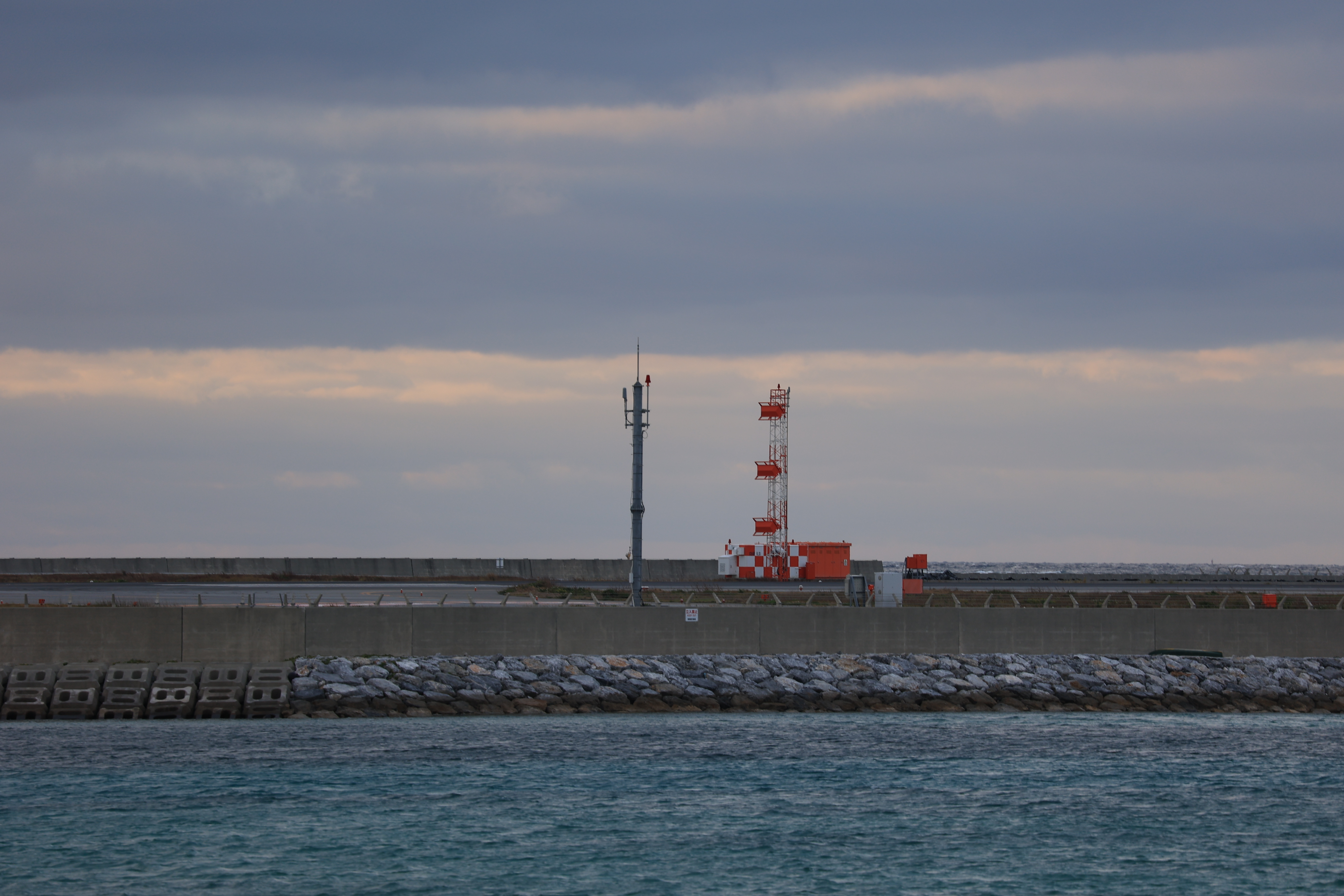 第二滑走路上の施設２