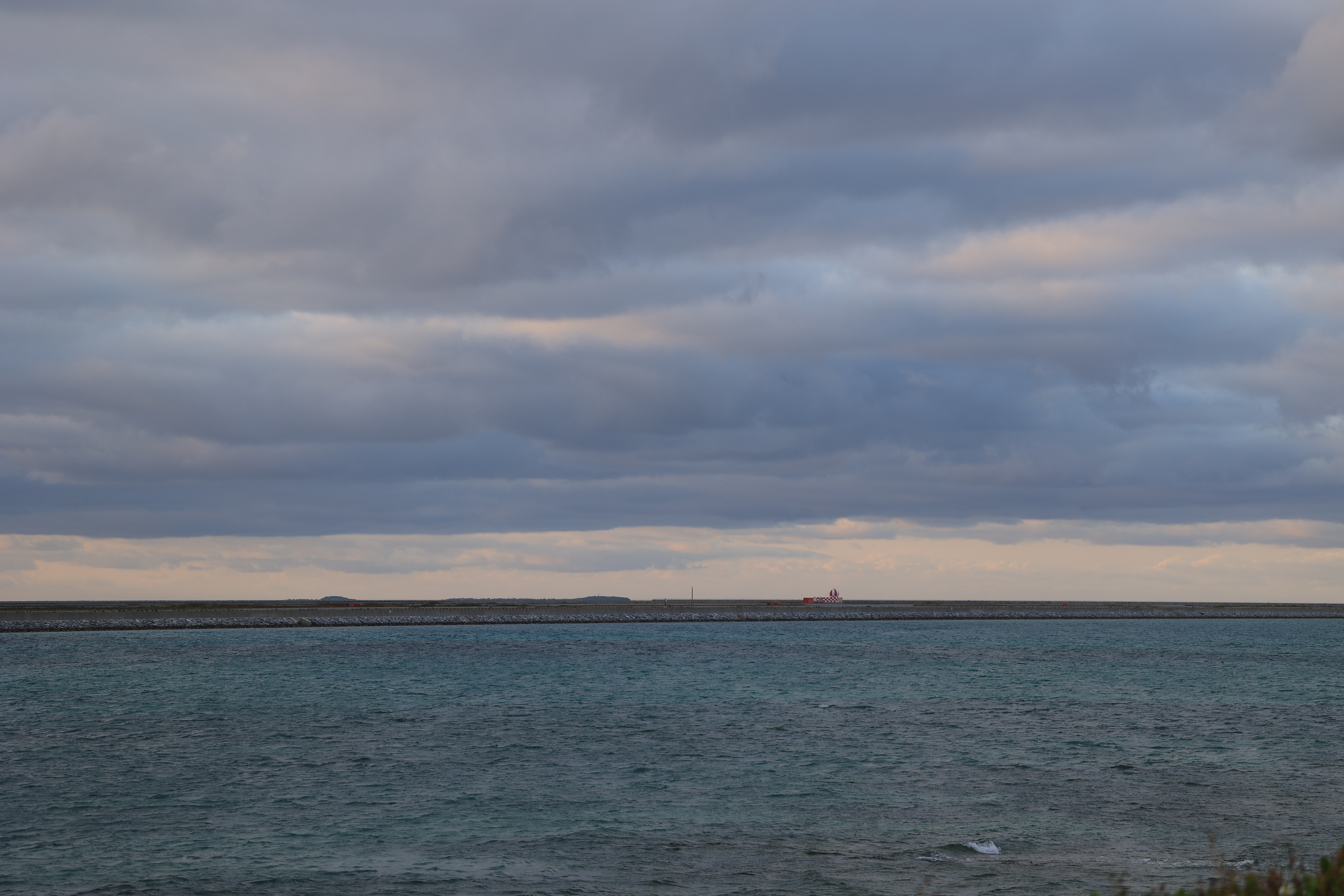 海の中の第二滑走路１