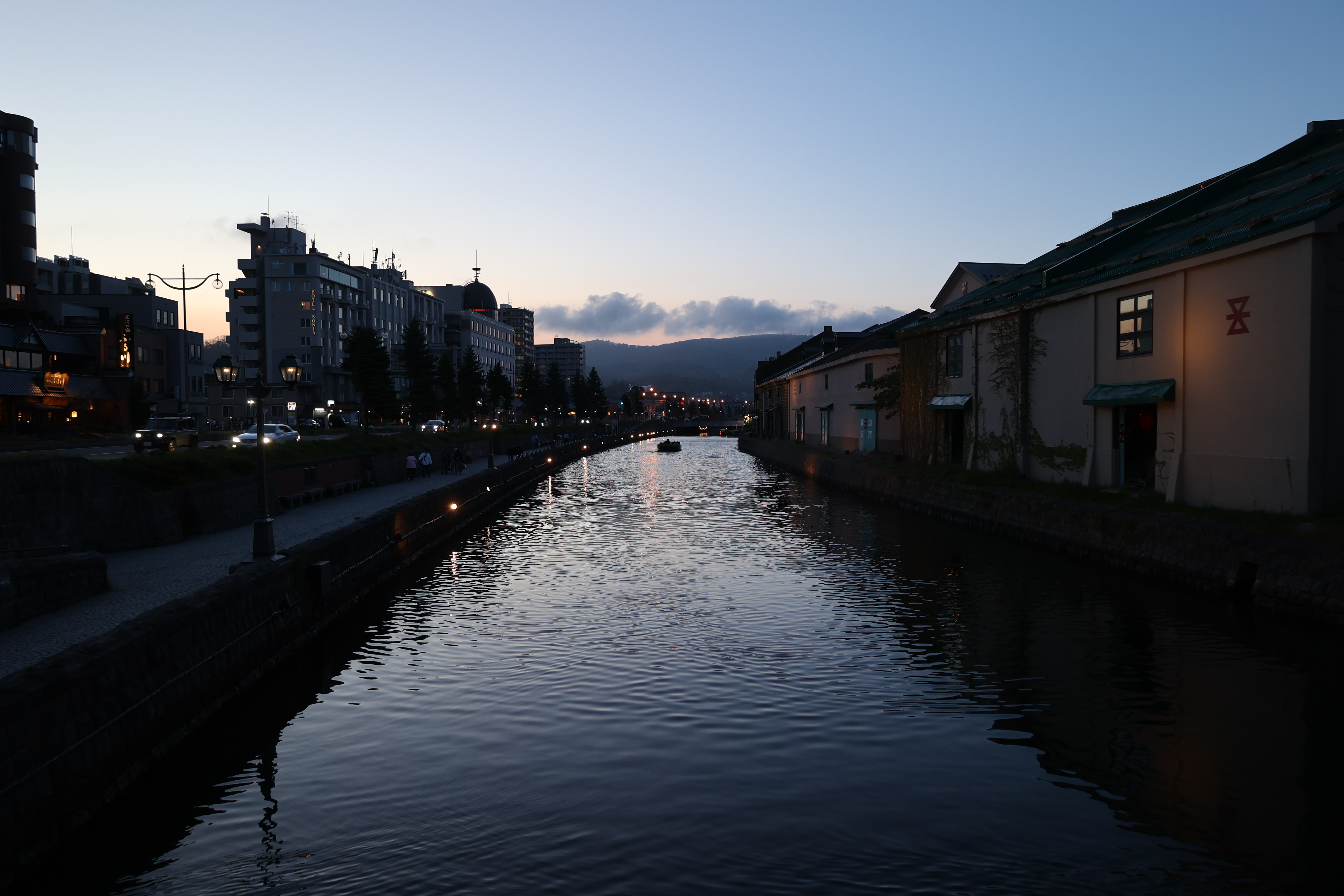 夜の小樽運河１
