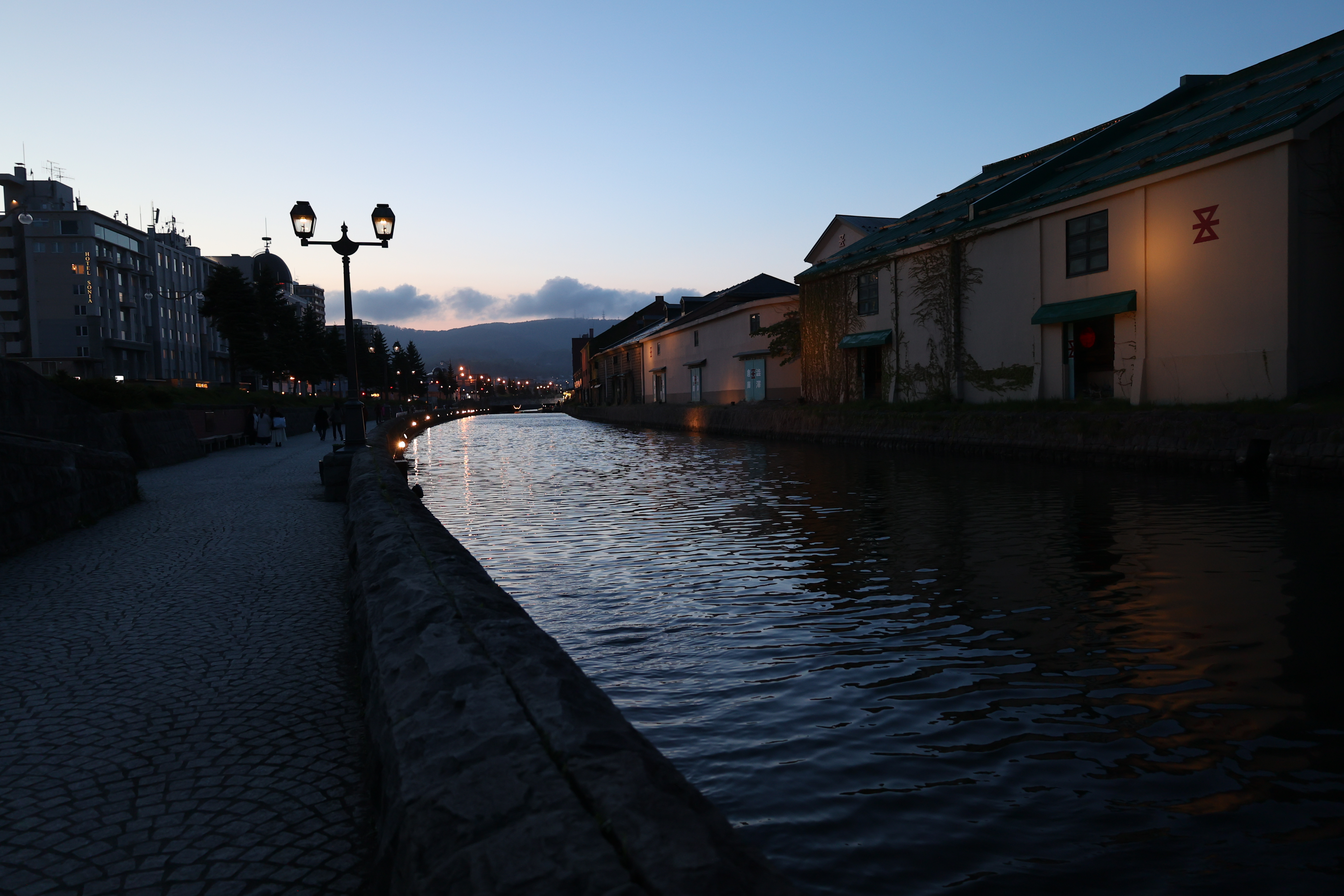 夜の小樽運河２
