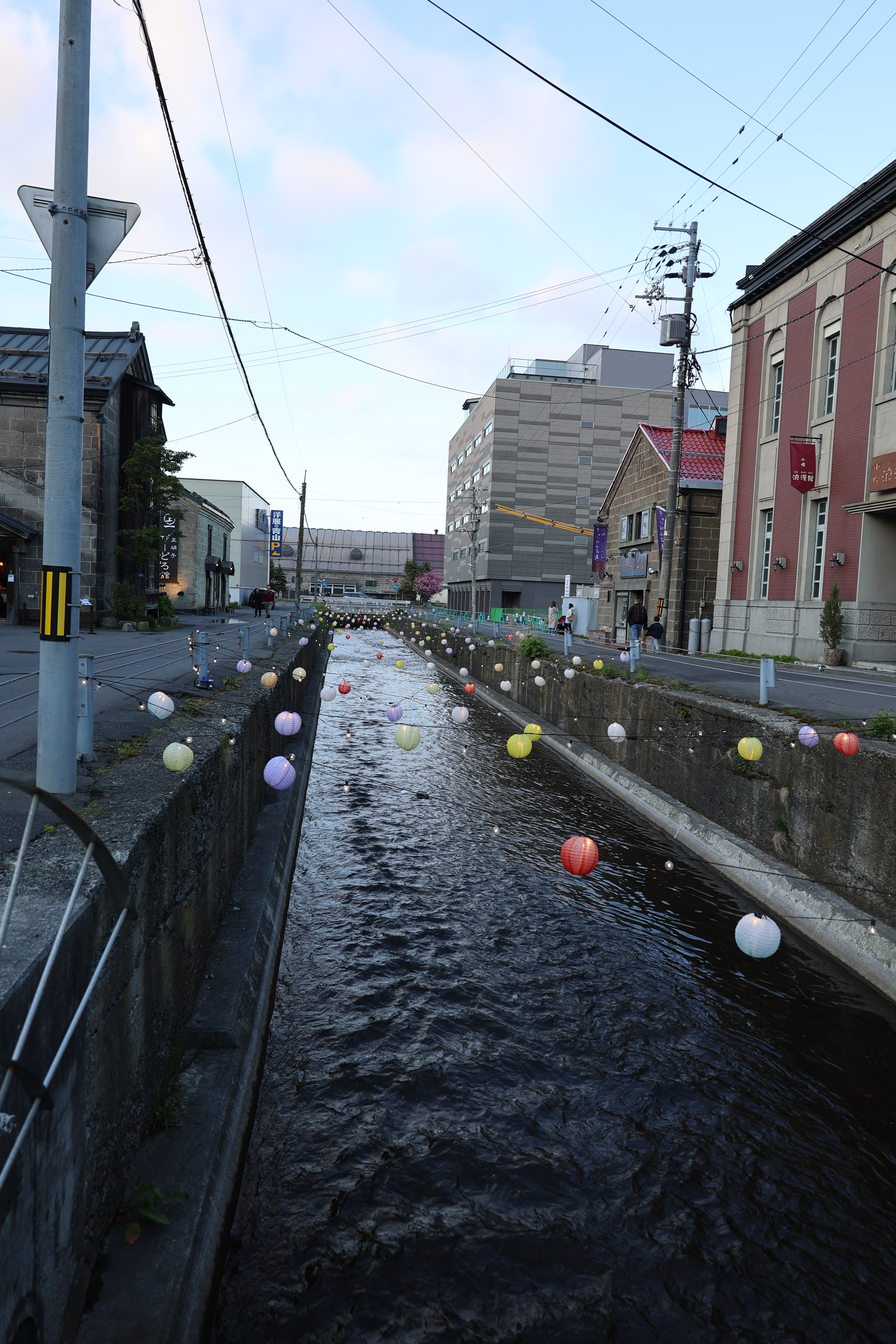 提灯の川