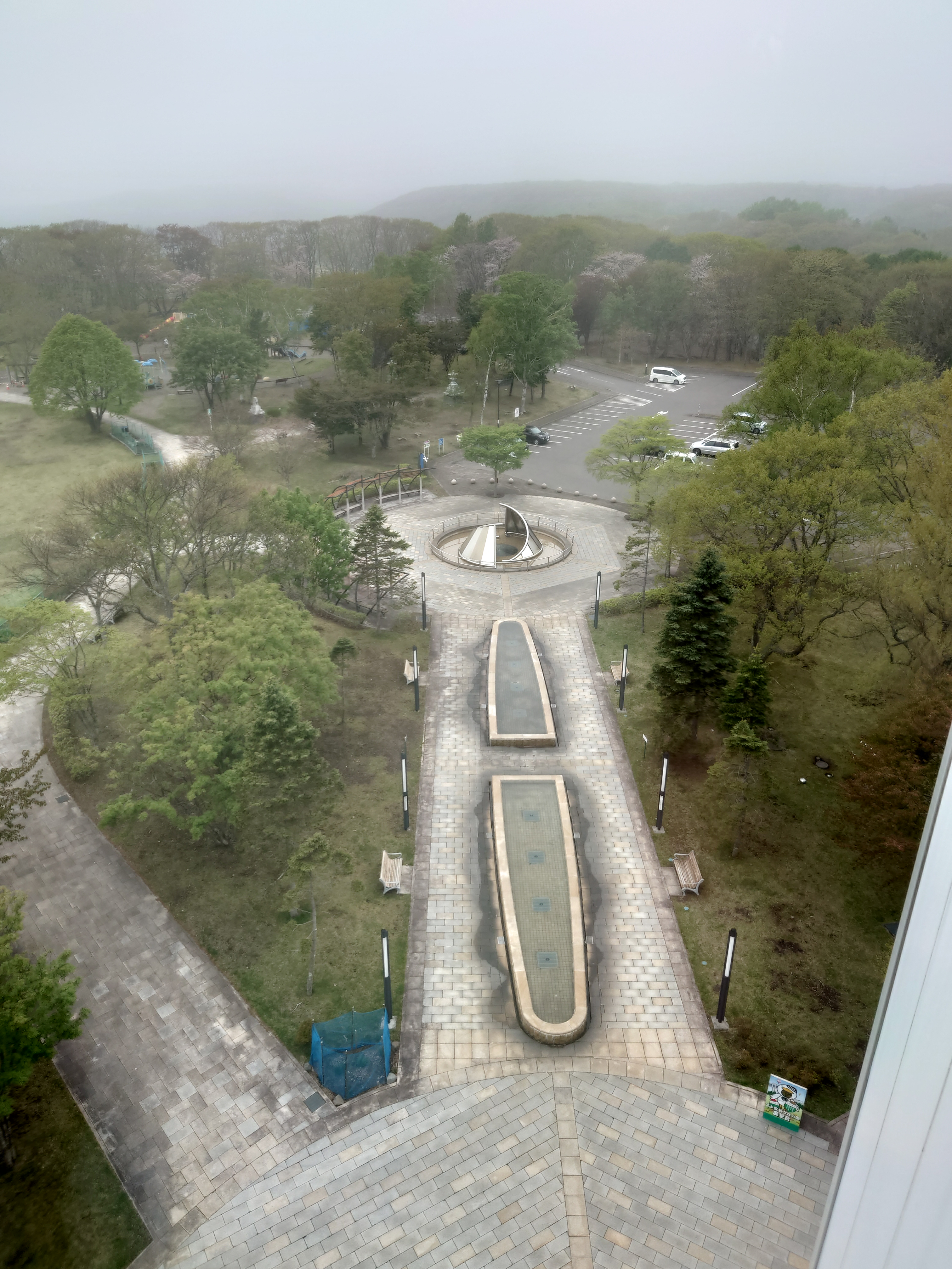 展望台の中央通り２