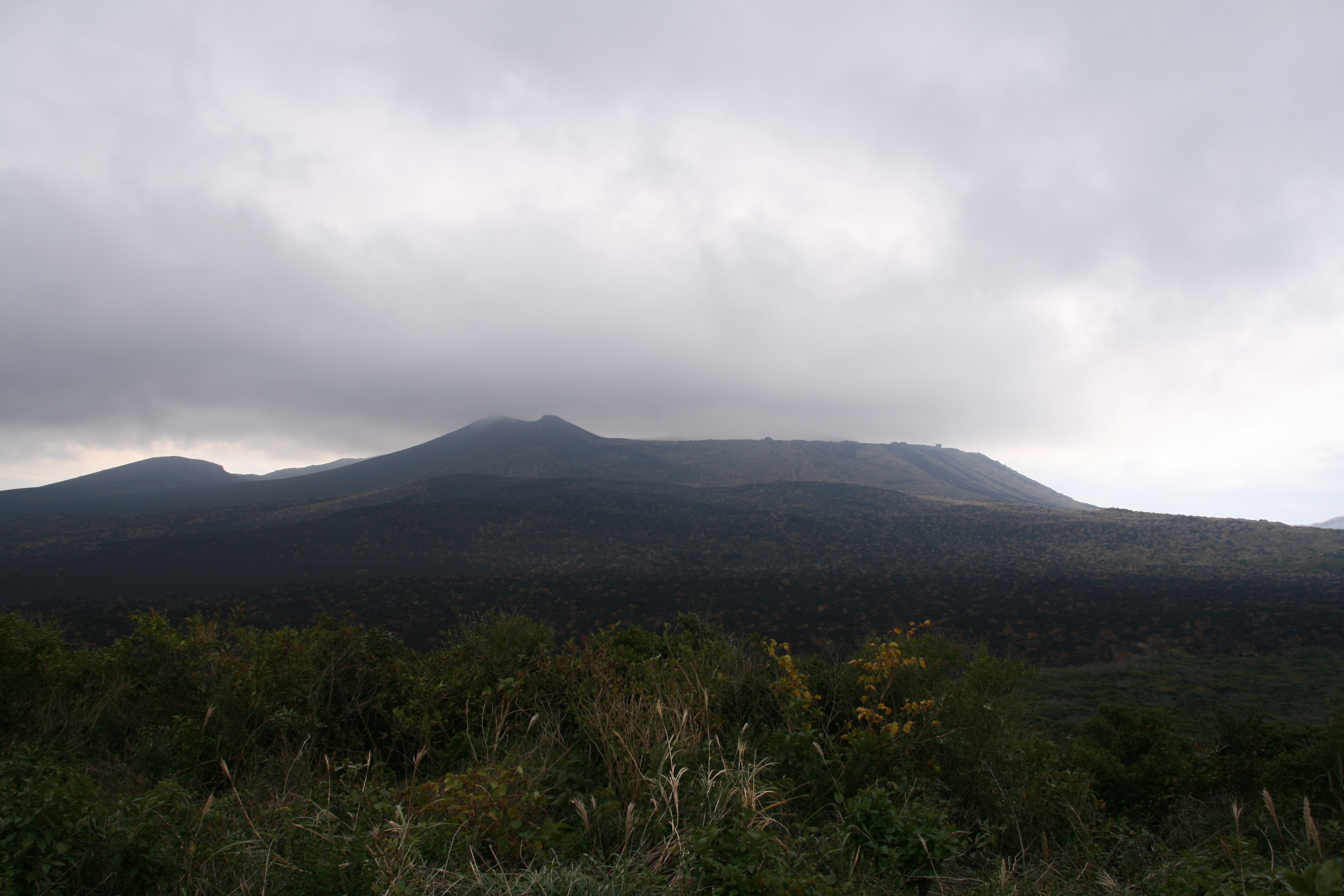 新火口展望台の景色１