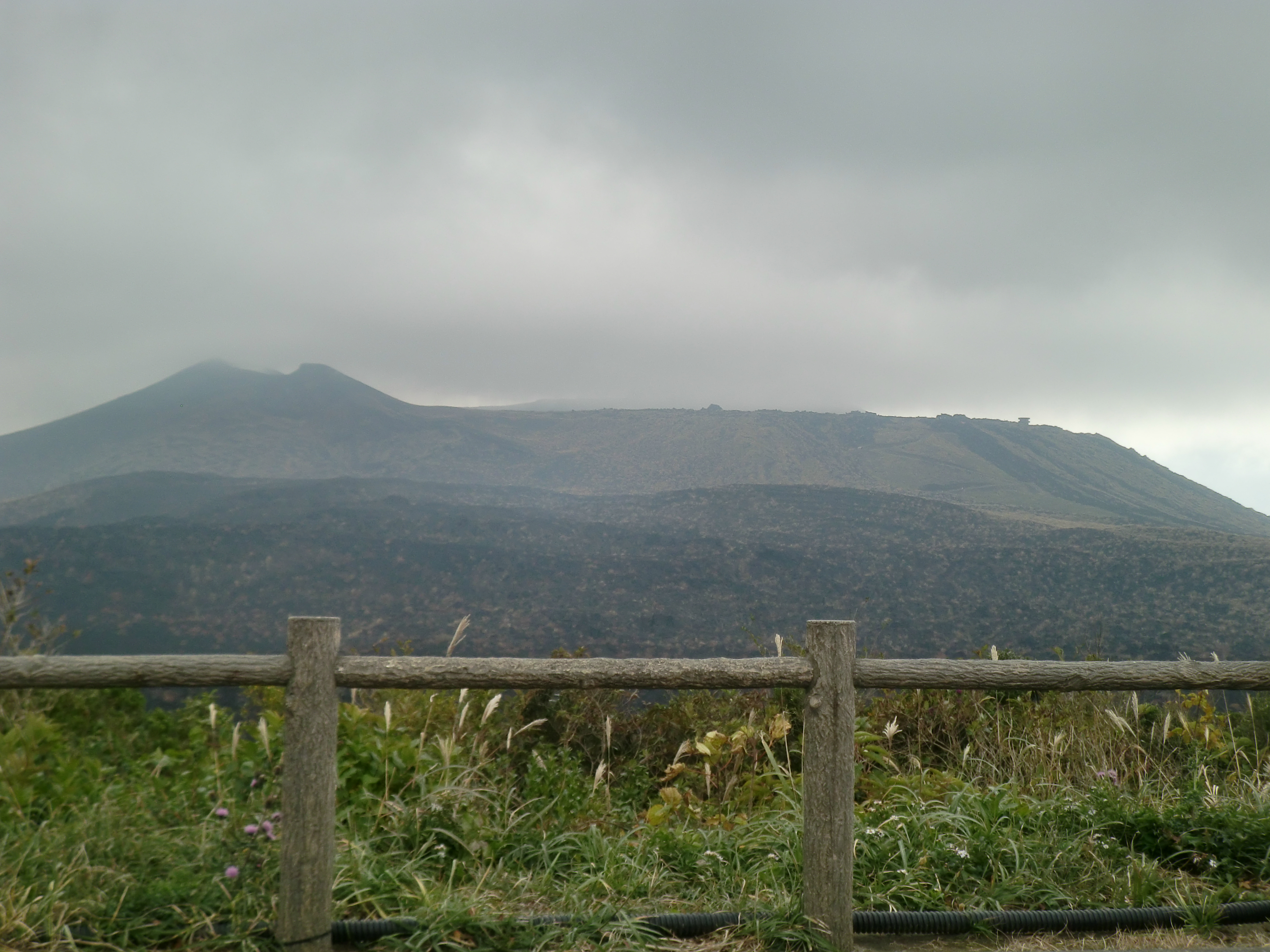 新火口展望台からの景色