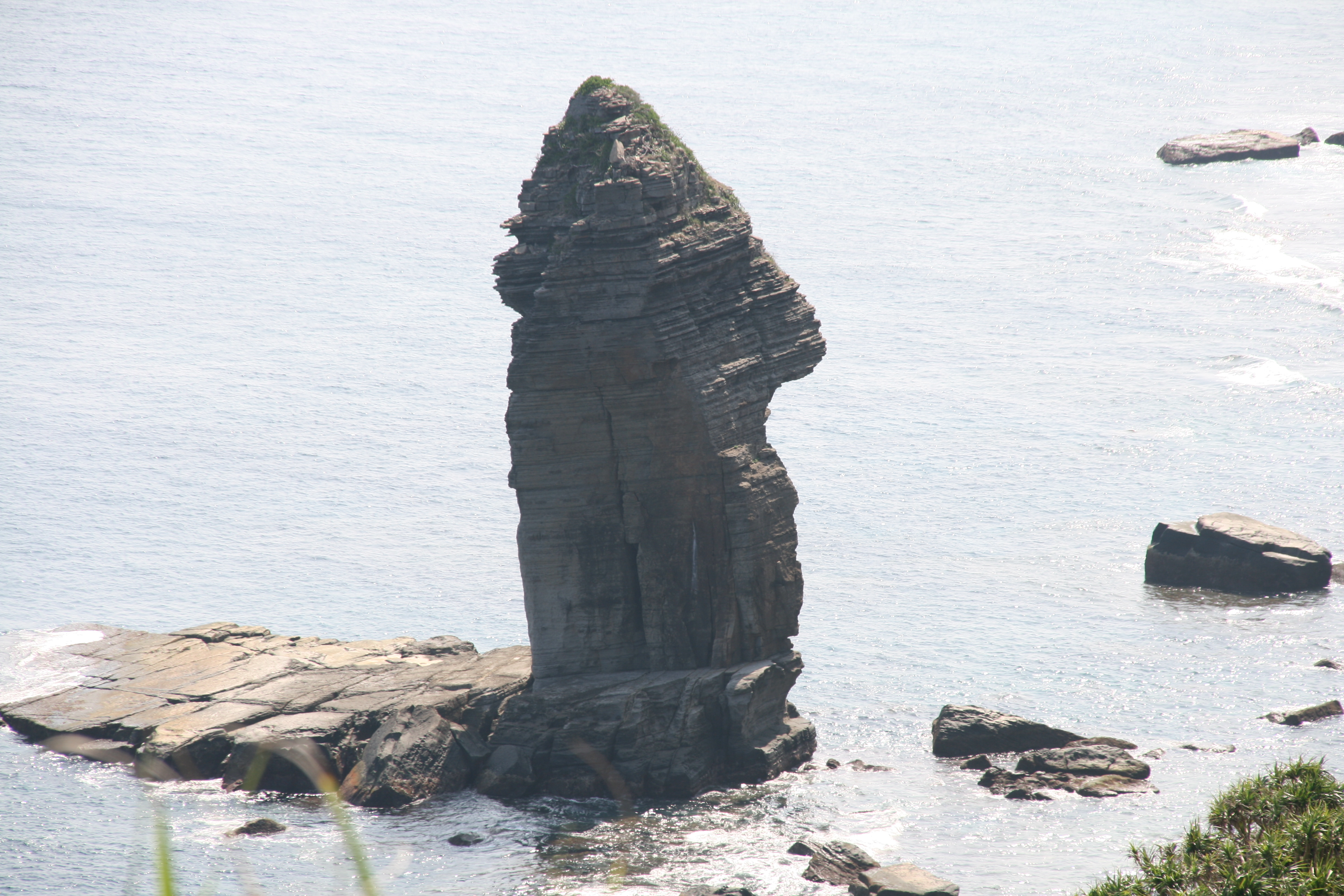 立神岩（拡大）