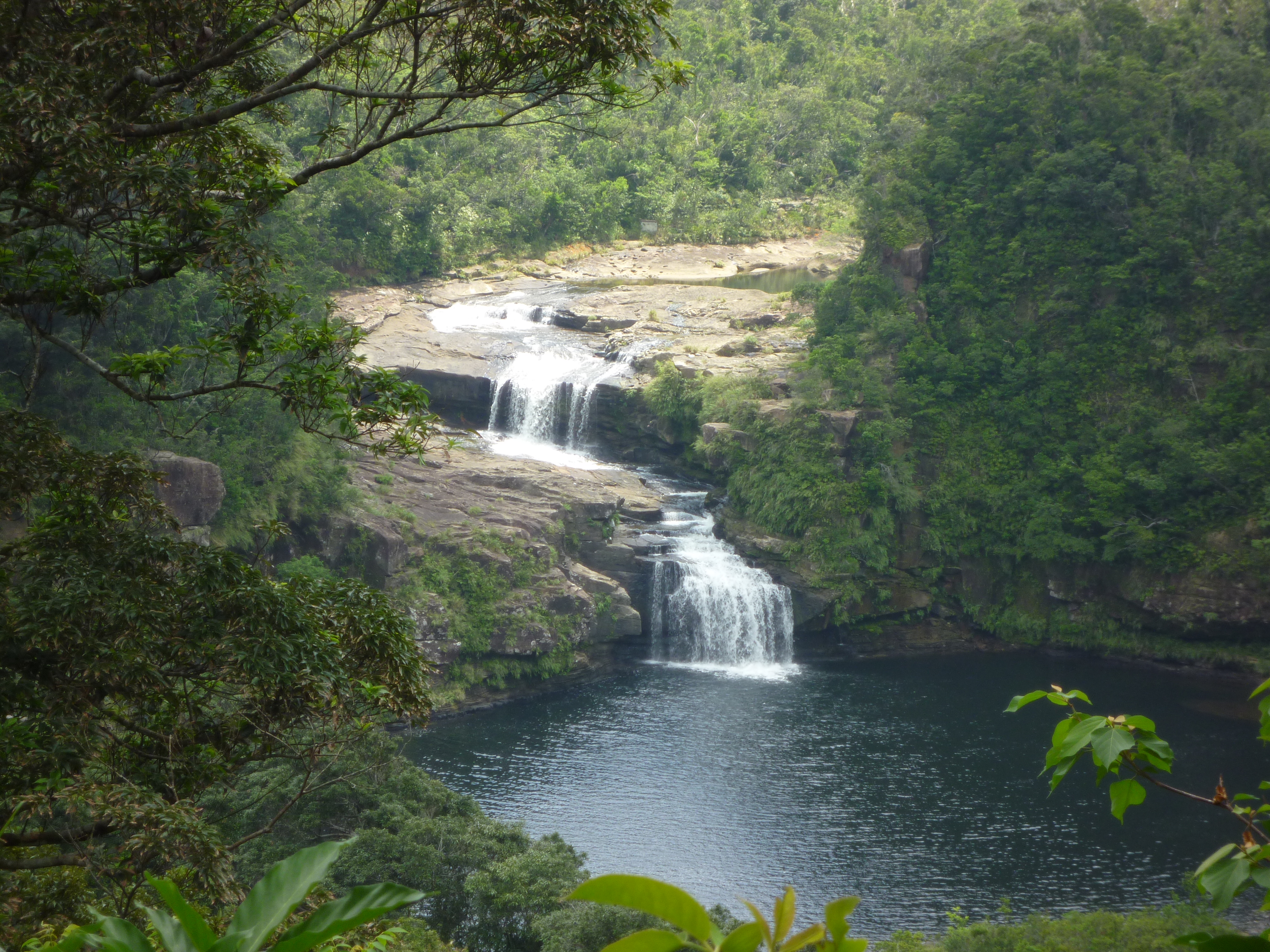 マリュドゥの滝２