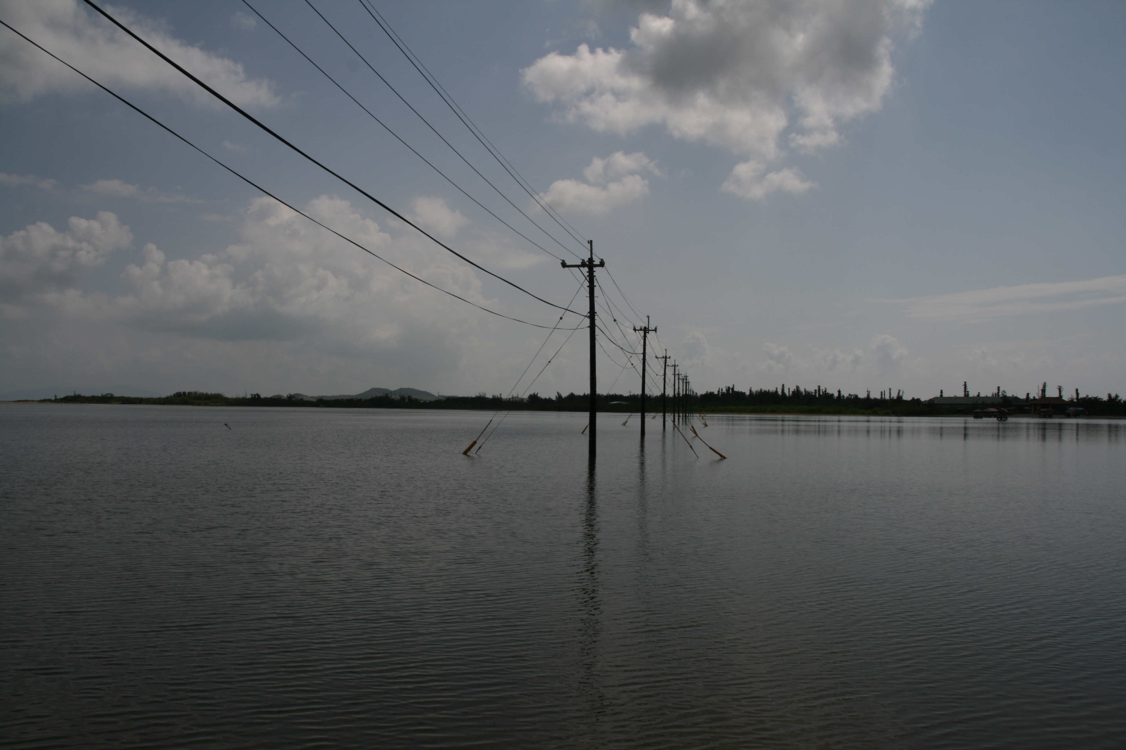 潮が満ちている