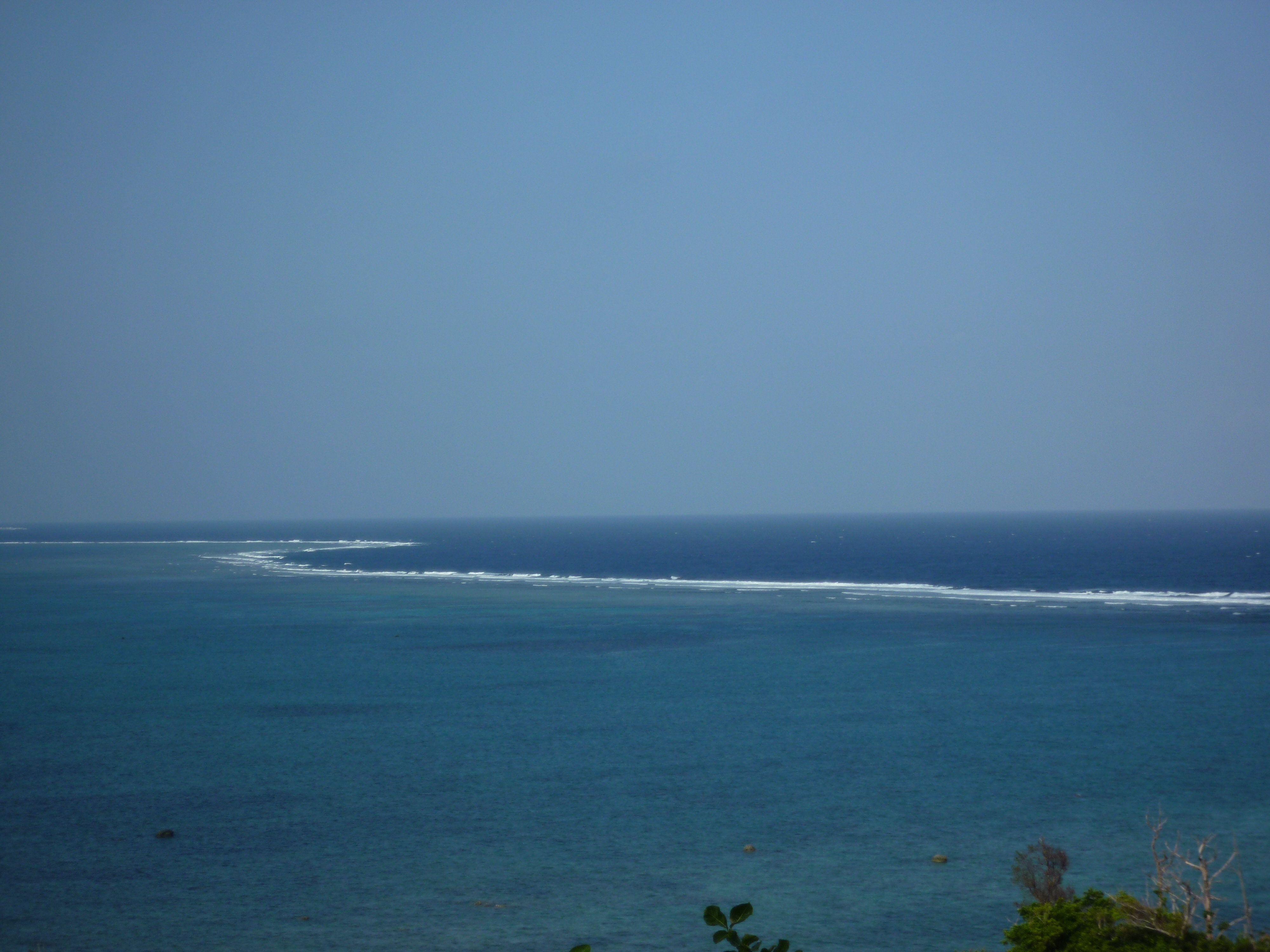 波の色が変わる