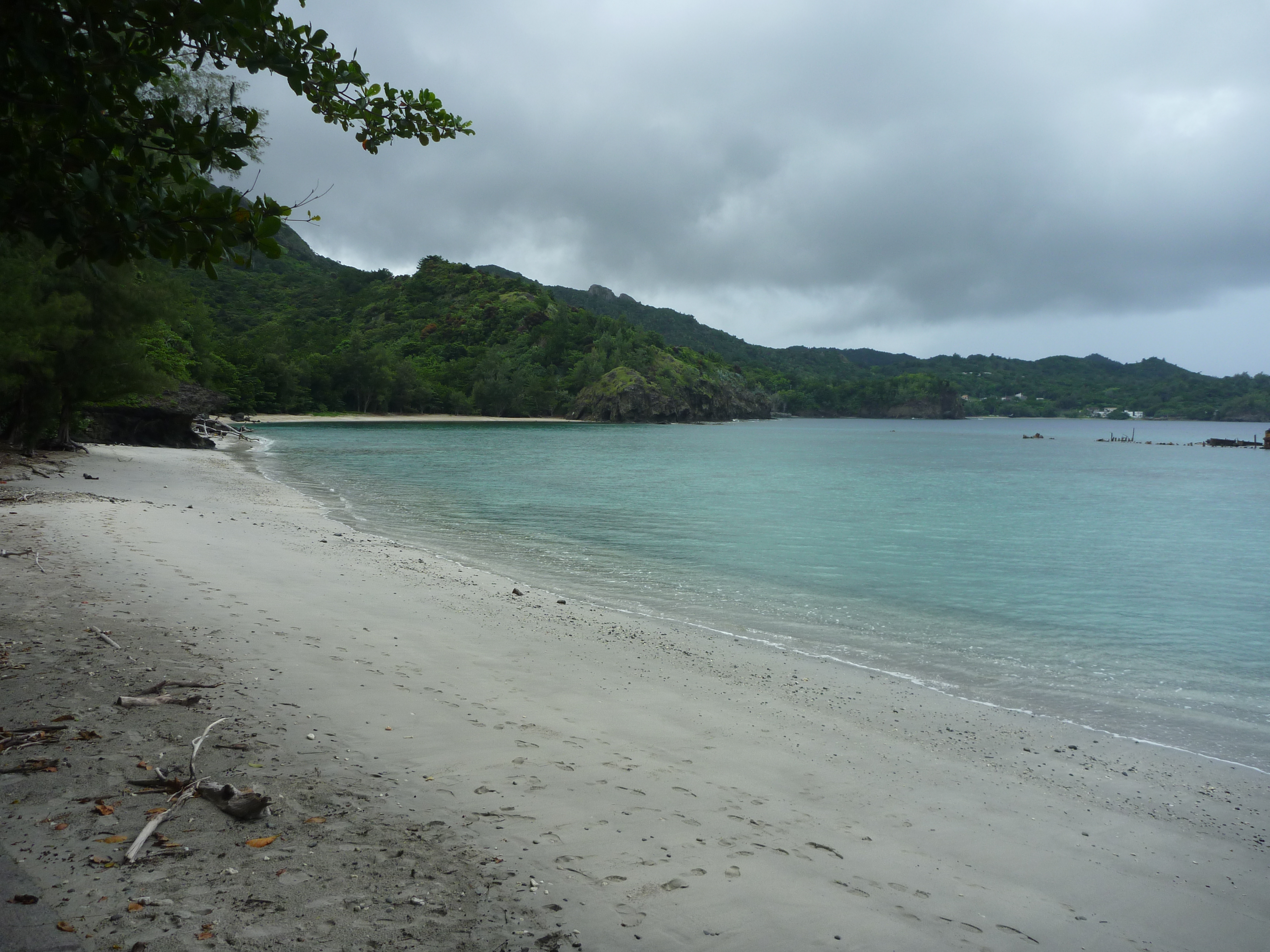 誰もいない境浦海岸