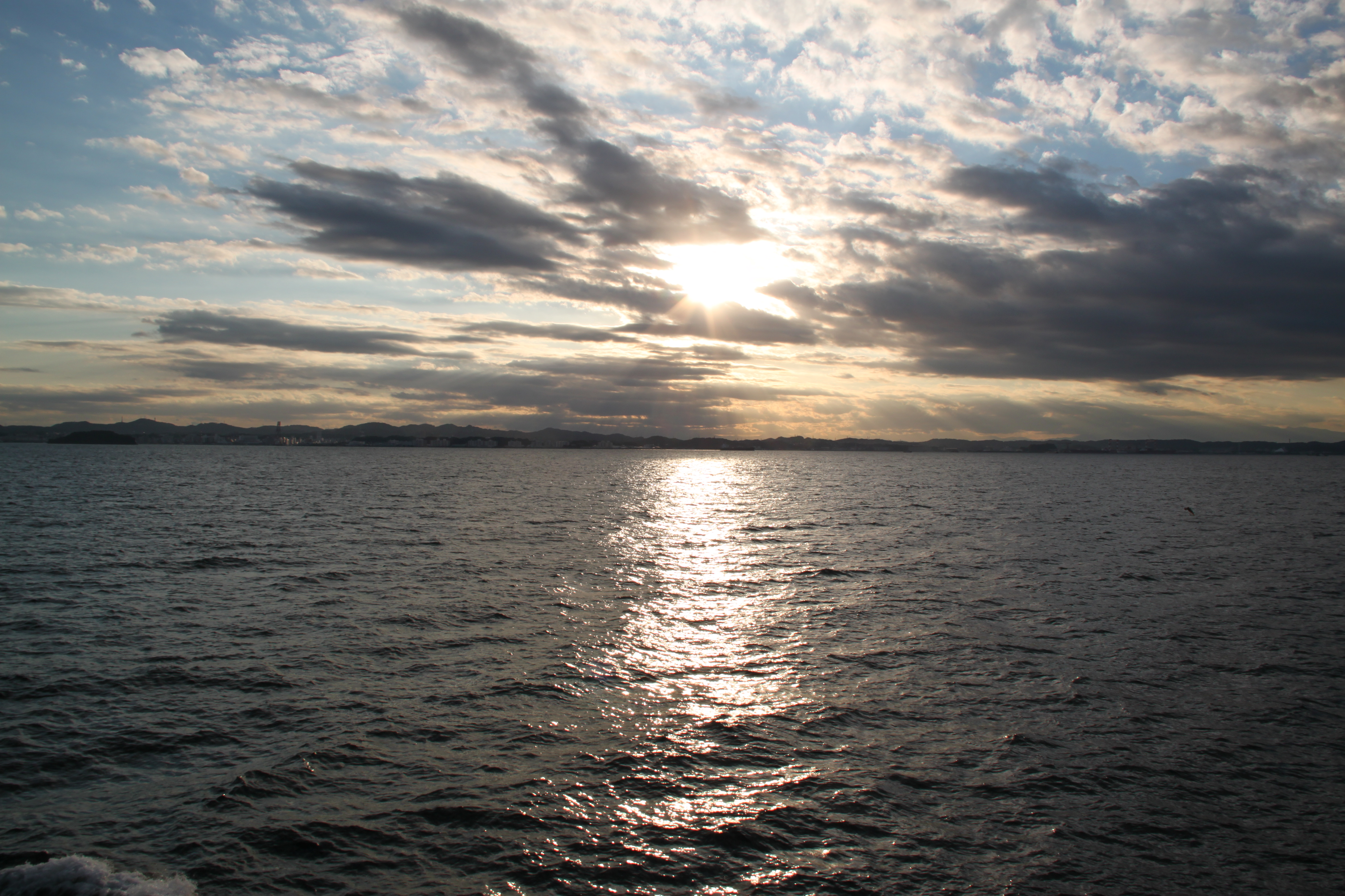 伊豆半島と夕日２