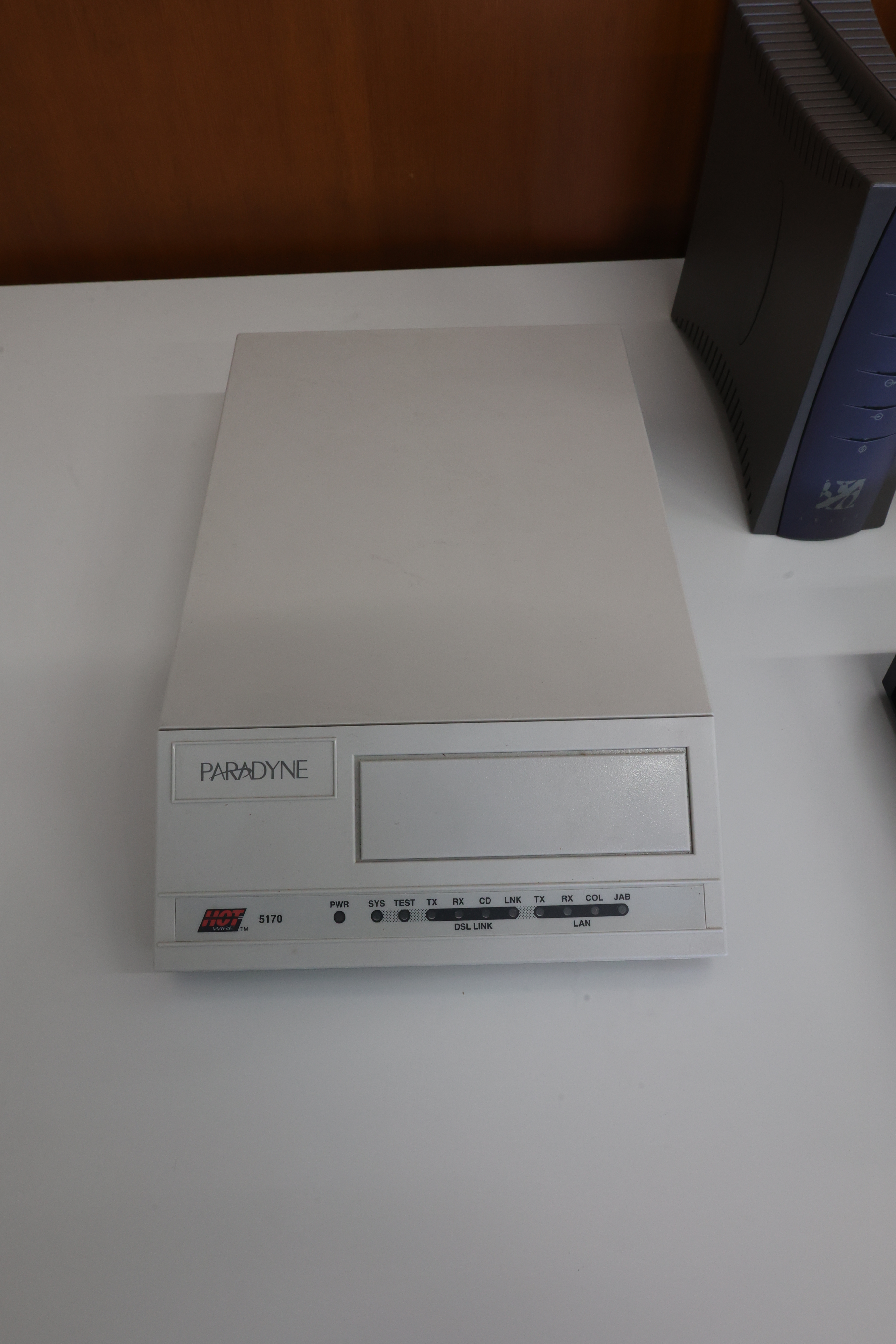 パラダインモデム（伊那市で最初のADSL実験に使用した型式）