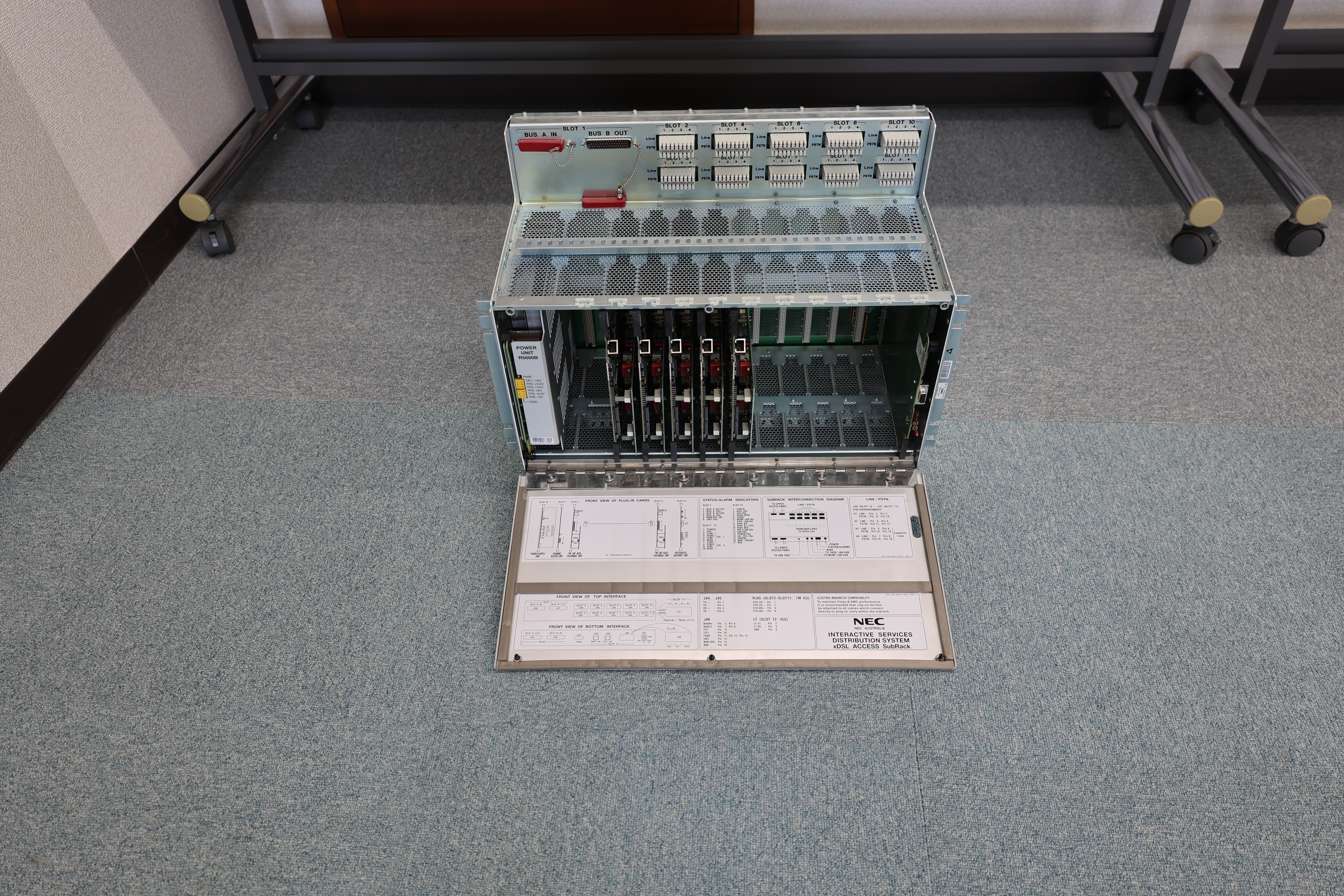 NEC製のADSLモデム（局舎側）