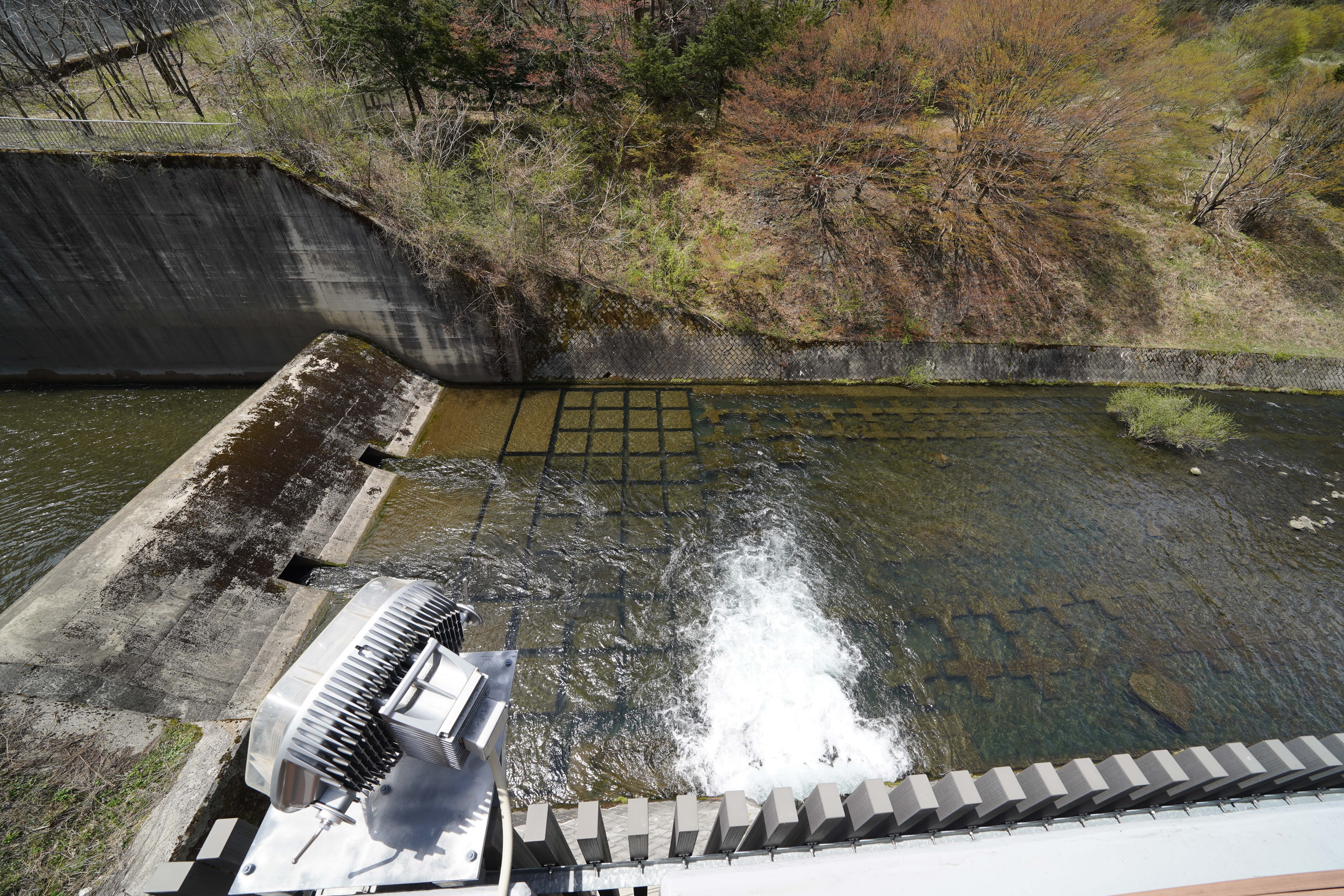 発電所の上から見る