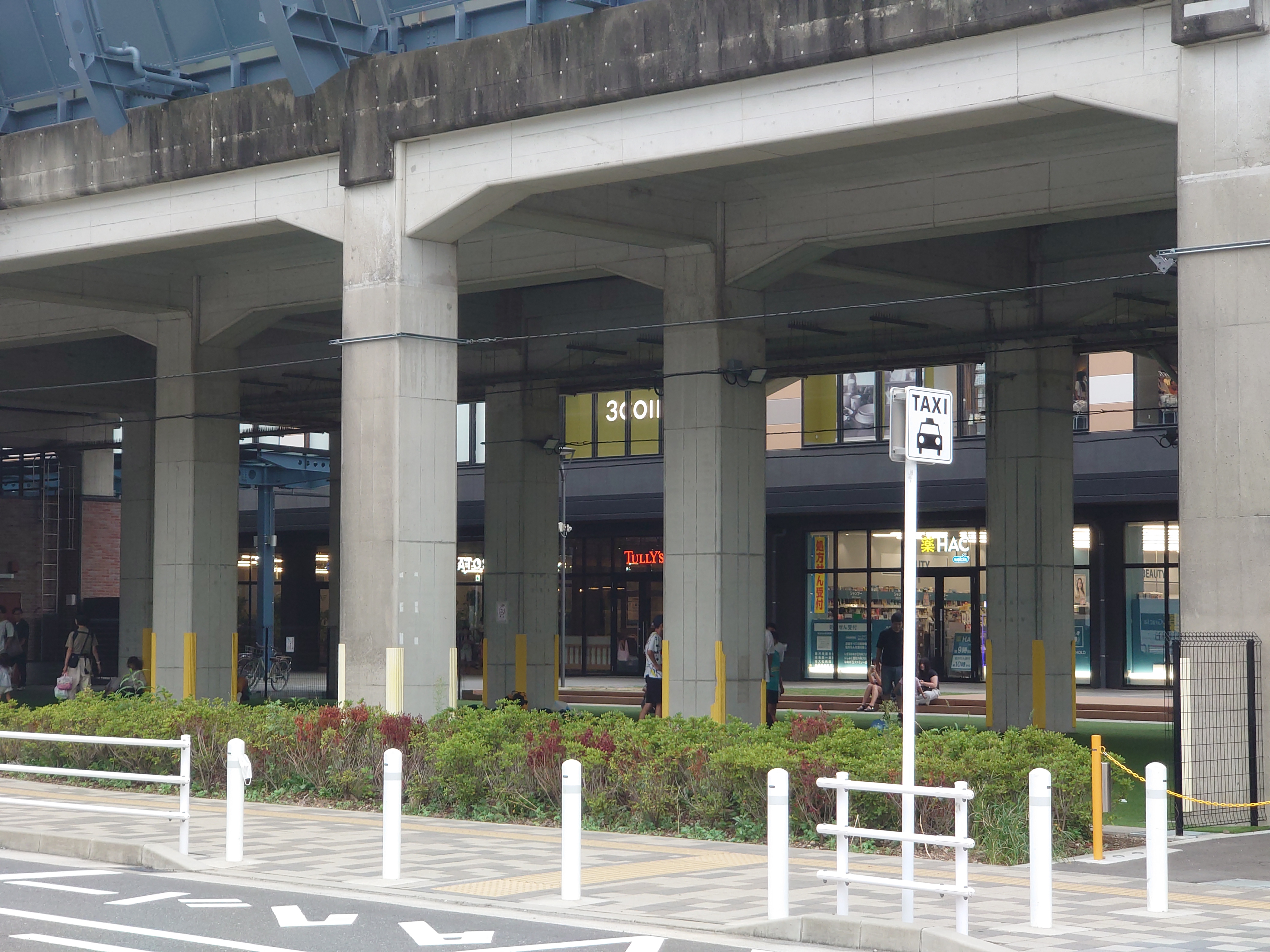 ゆめが丘駅南口４