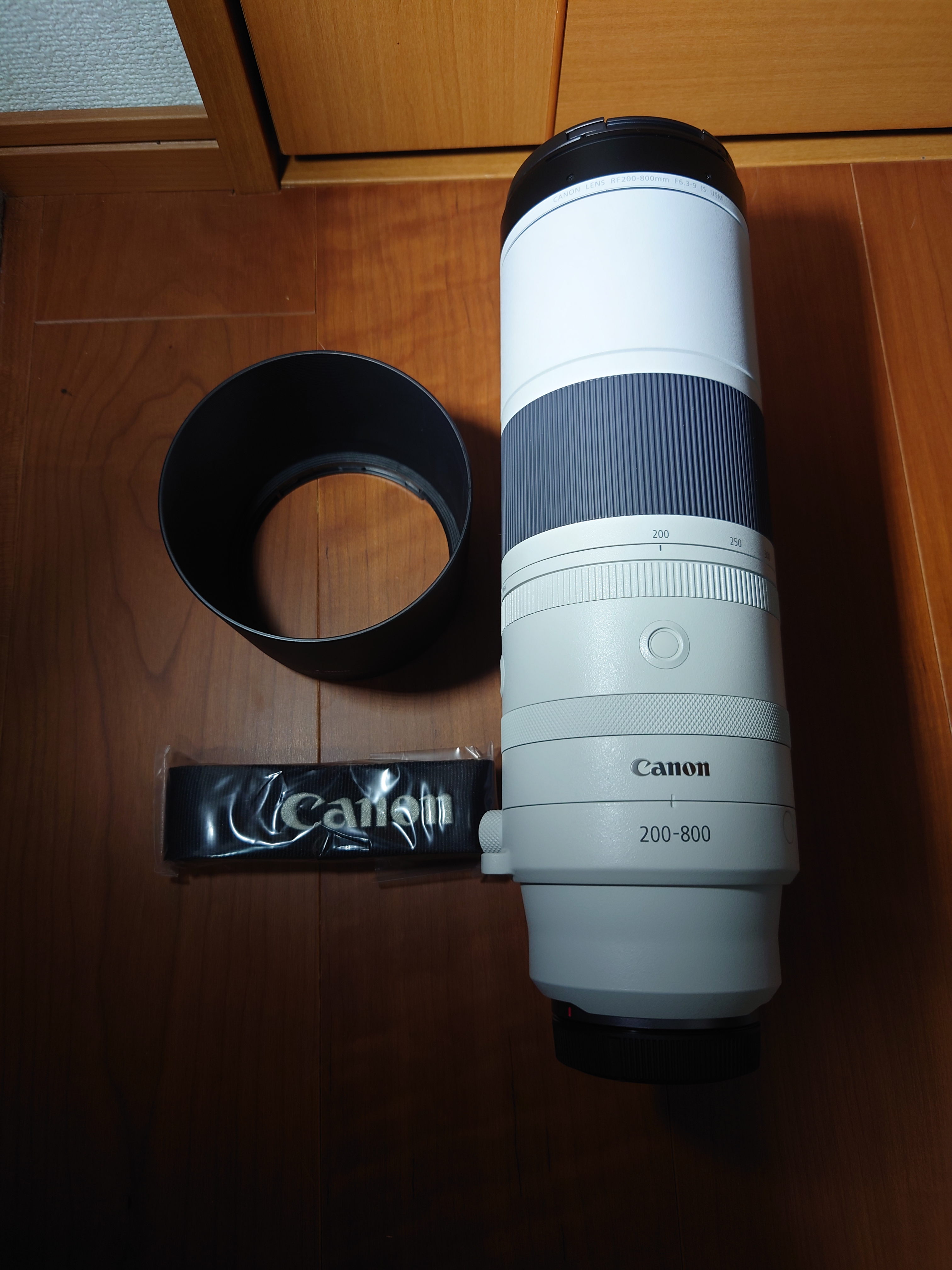 Canon「RF200-800mm F6.3-9 IS USM」