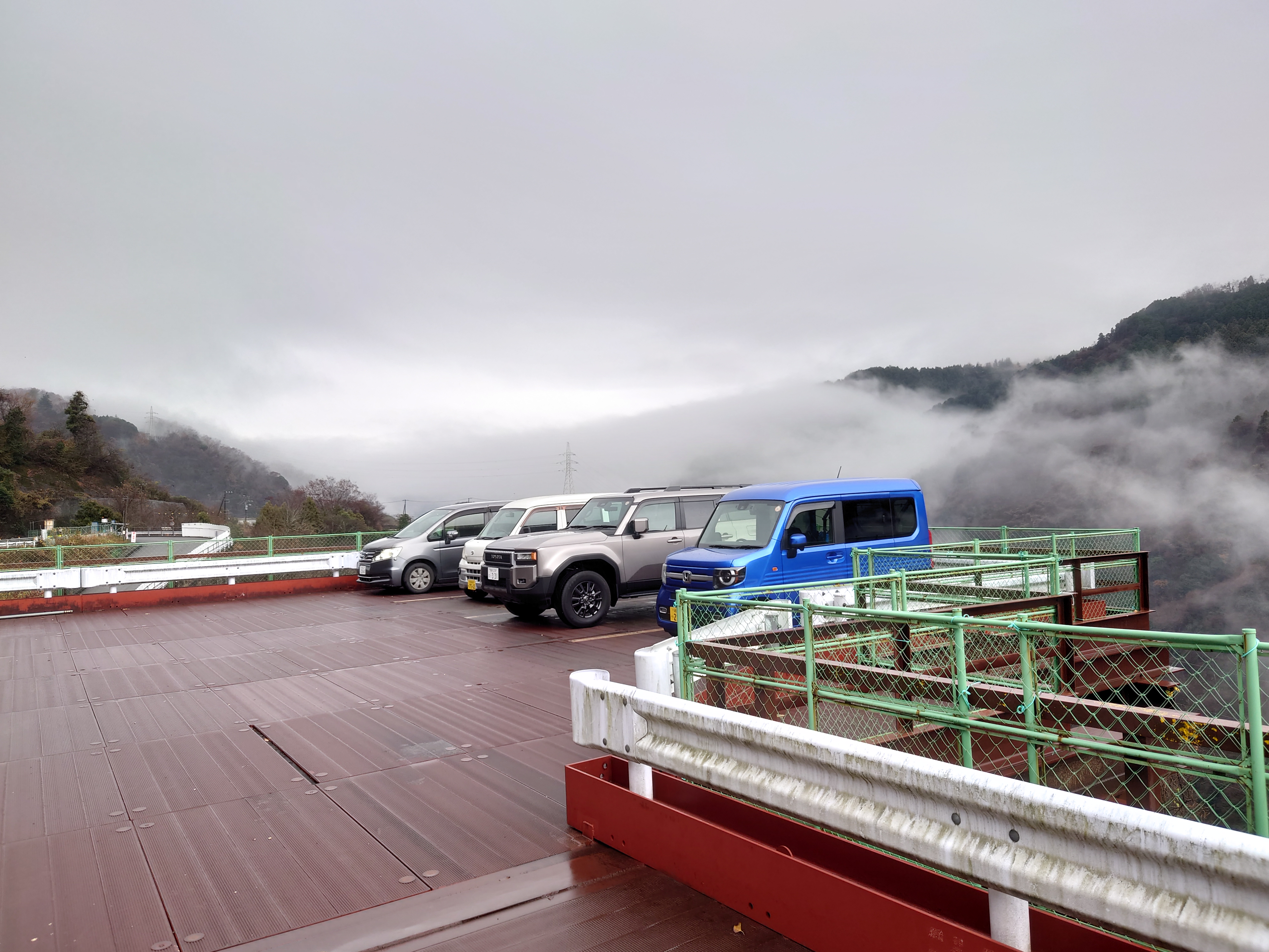 松田PR館の駐車場