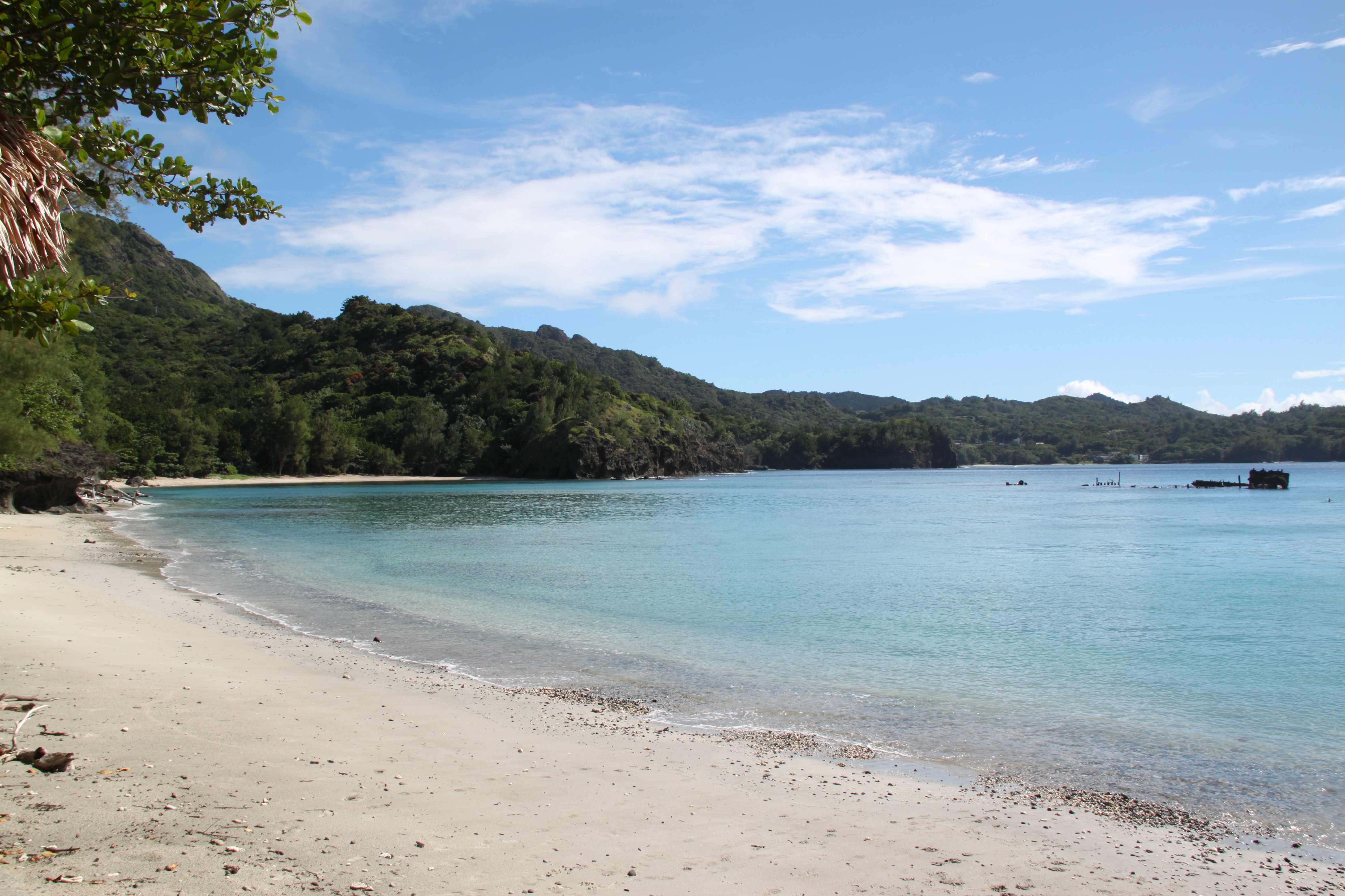 境浦海岸のビーチ２