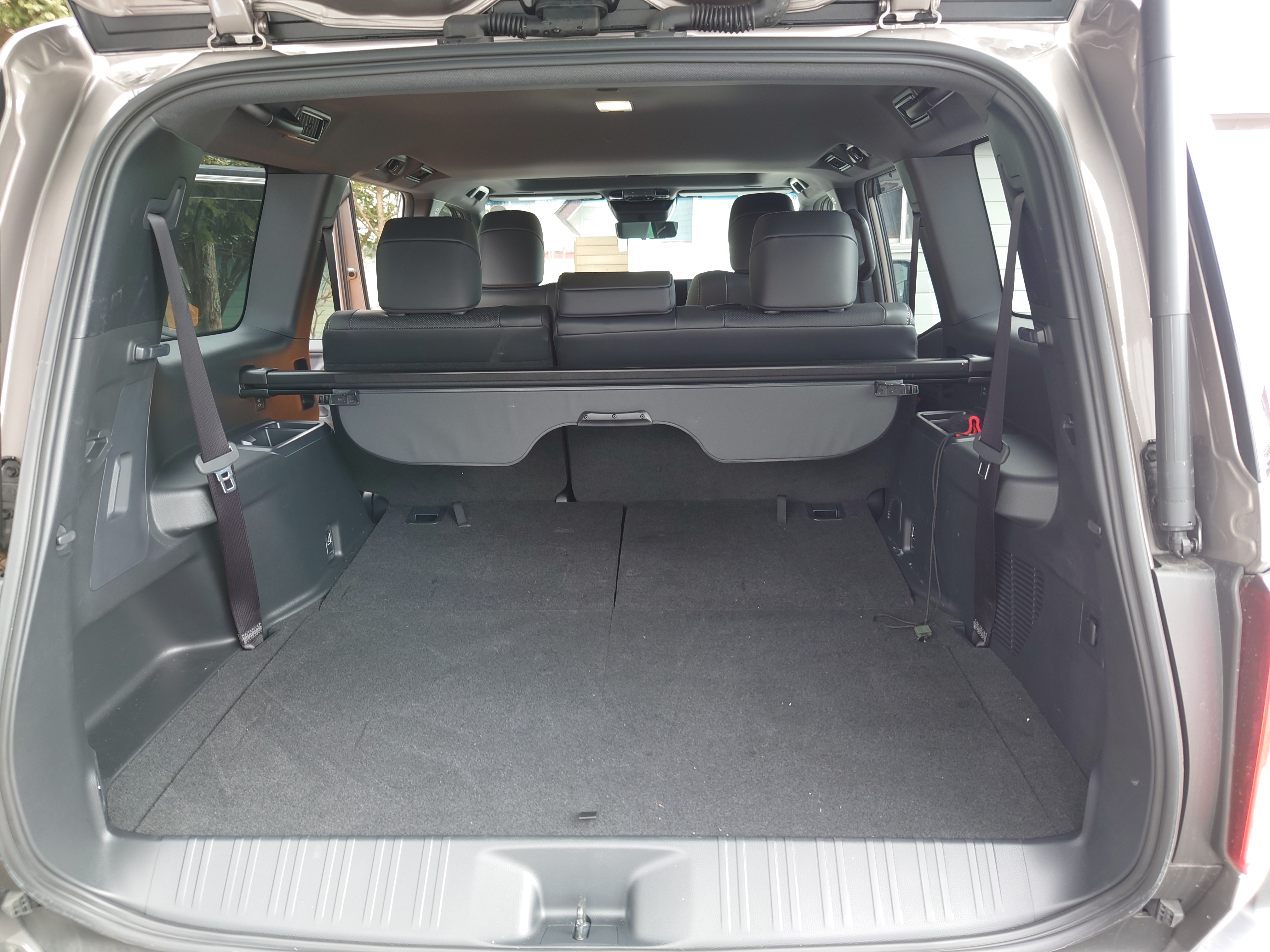 荷台部分に荷物を置くとゴミがくっつく（掃除後）