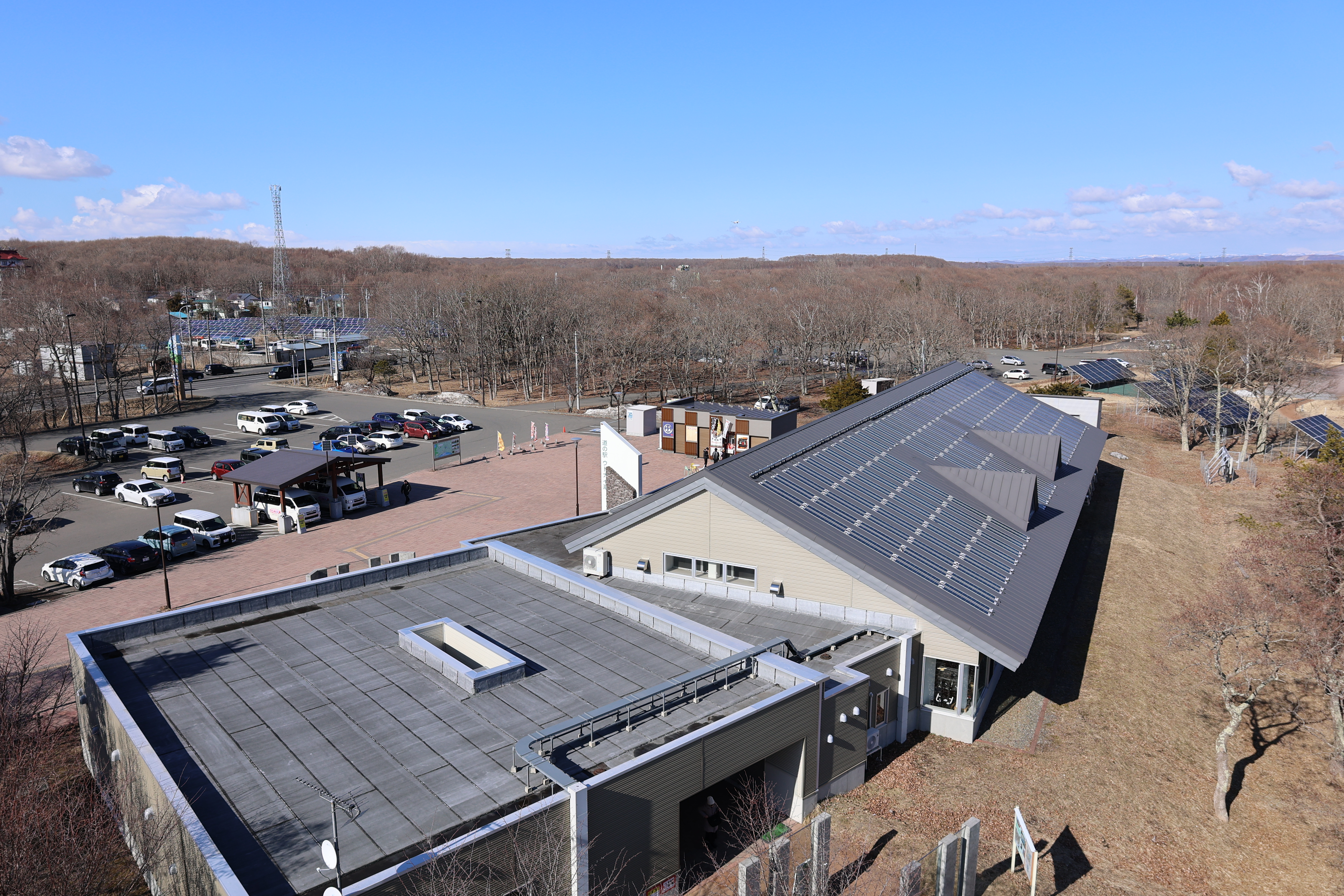 ウトナイ湖の道の駅の建物