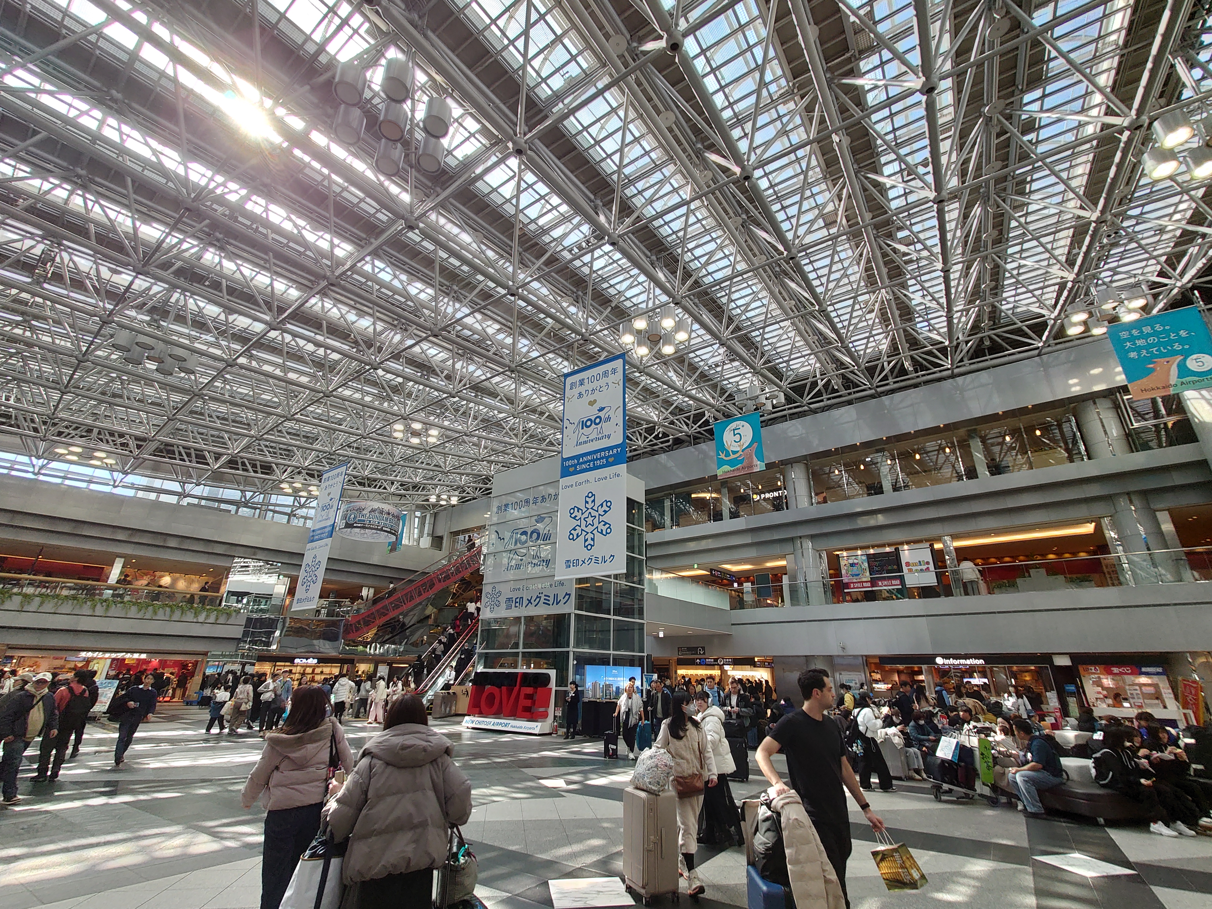 吹き抜け（広角）