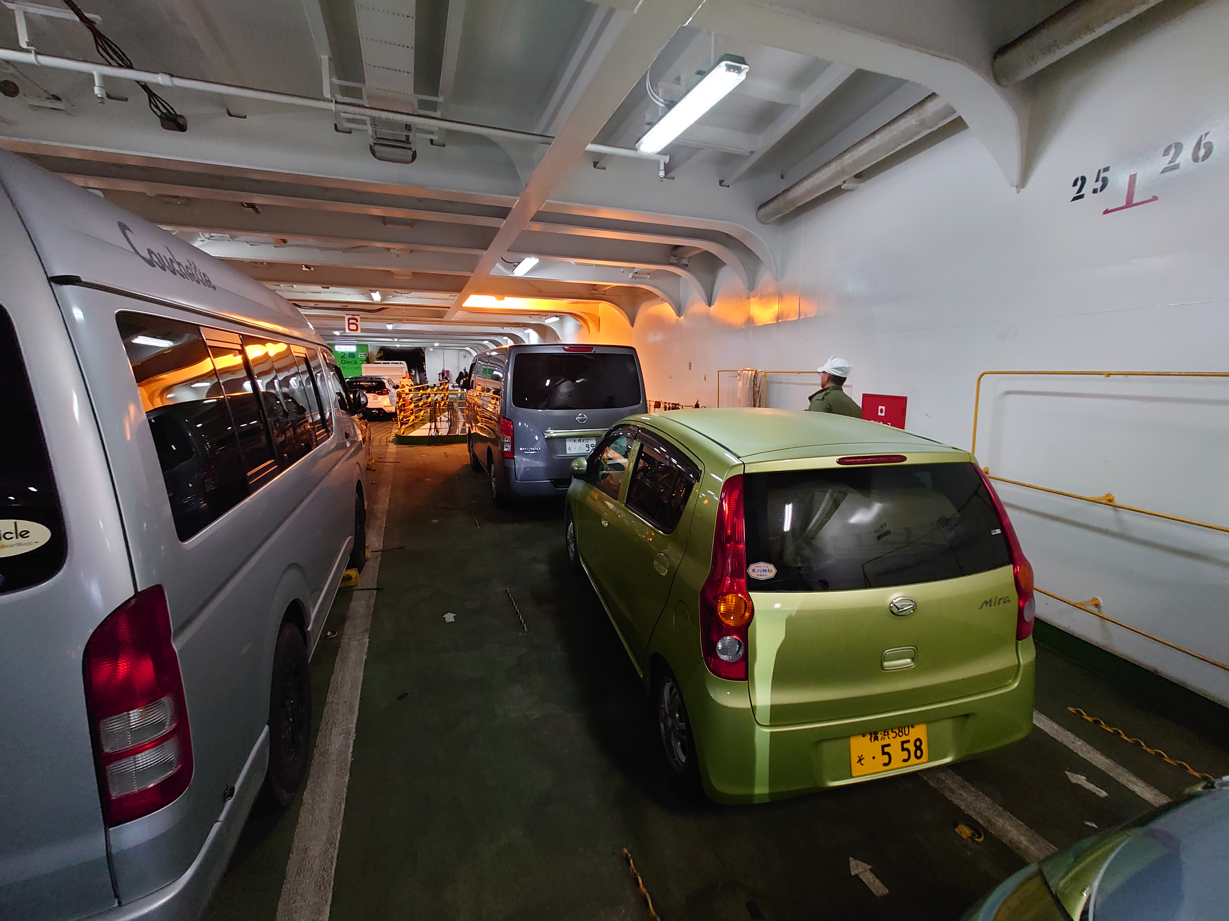 車両甲板の様子２