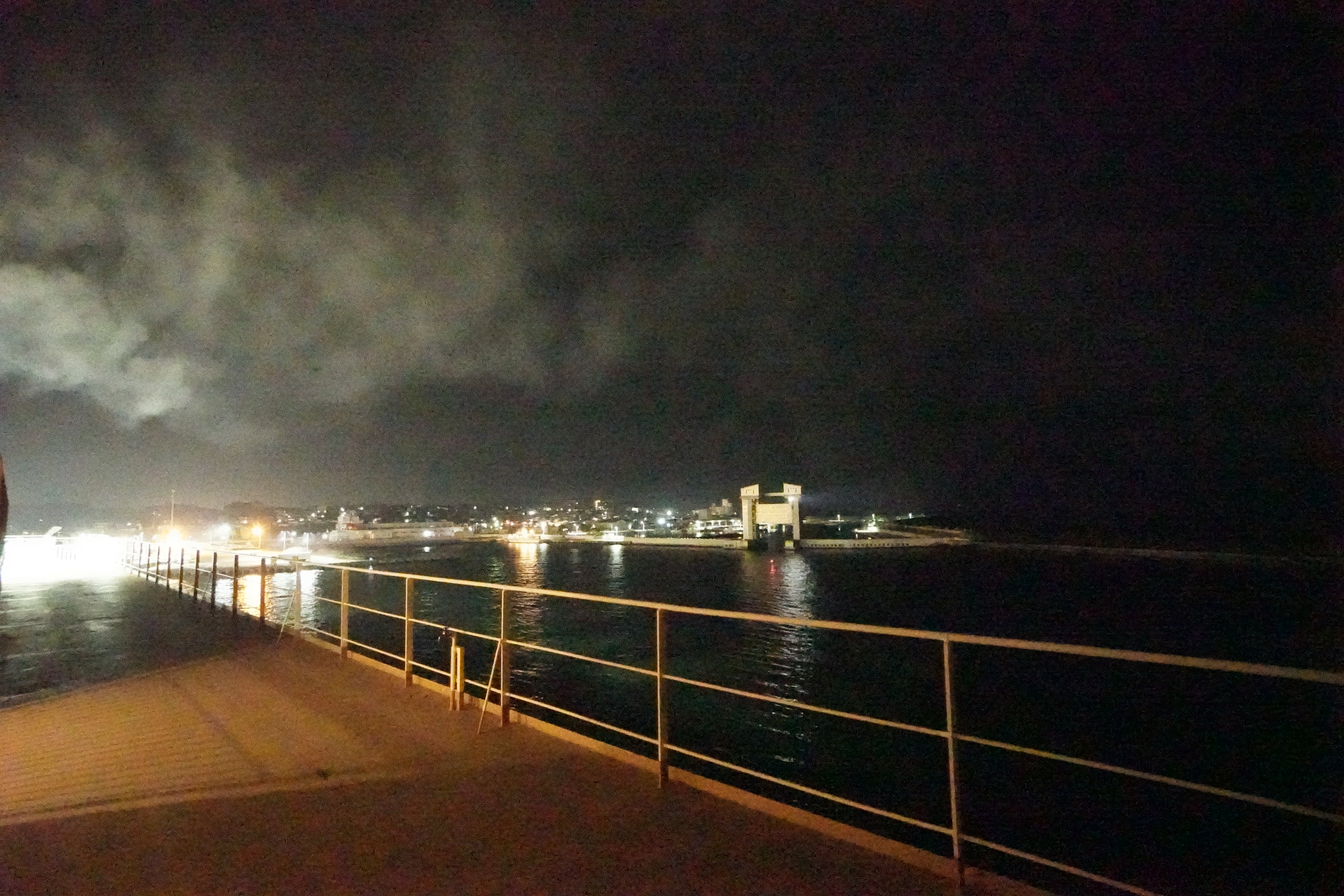 深夜1時半に大洗港を出港 深夜1時半に大洗港を出港